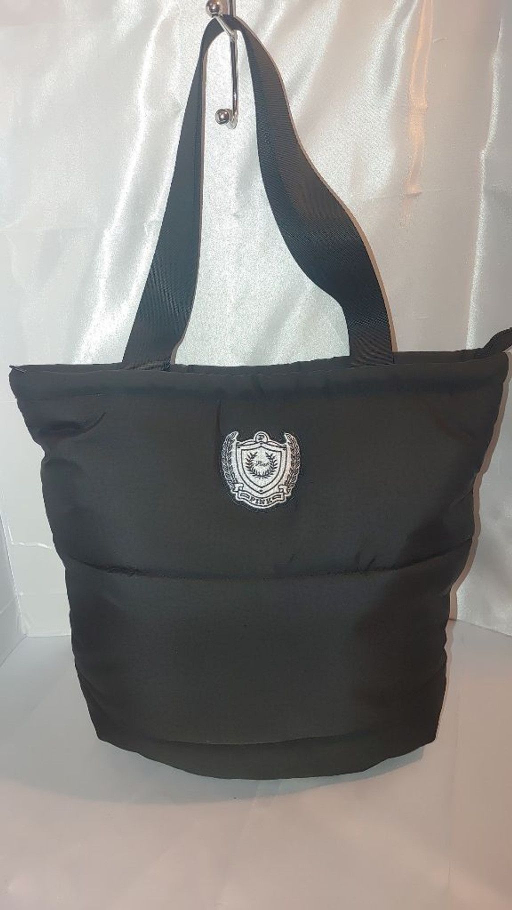 Pink Victoria's Secret PINK black quilted puffer tote bag Size ONE SIZE - 2 Thumbnail