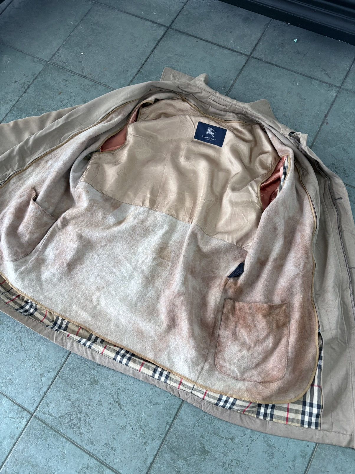 Burberry Vintage Burberry Nova Check Shorts Trench Coat Jacket Size US L / EU 52-54 / 3 - 7 Thumbnail