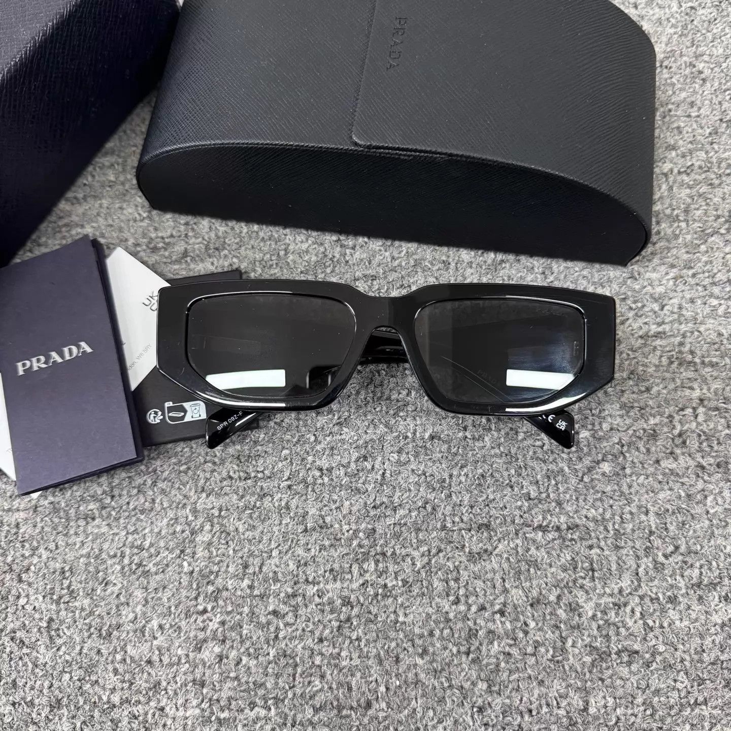 Prada Prada Black Frame Triangle Logo Narrow Sunglasses Size ONE SIZE - 3 Thumbnail