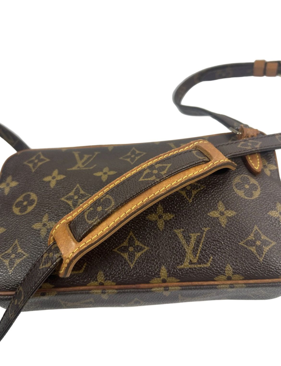 Louis Vuitton Louis Vuitton Monogram Crossbody Bag Size ONE SIZE - 3 Thumbnail