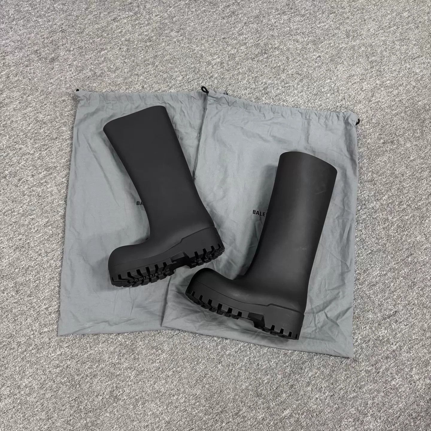 Balenciaga Balenciaga black rubber platform knee boots 37 99n Size US 6.5 / IT 36.5 - 1 Thumbnail