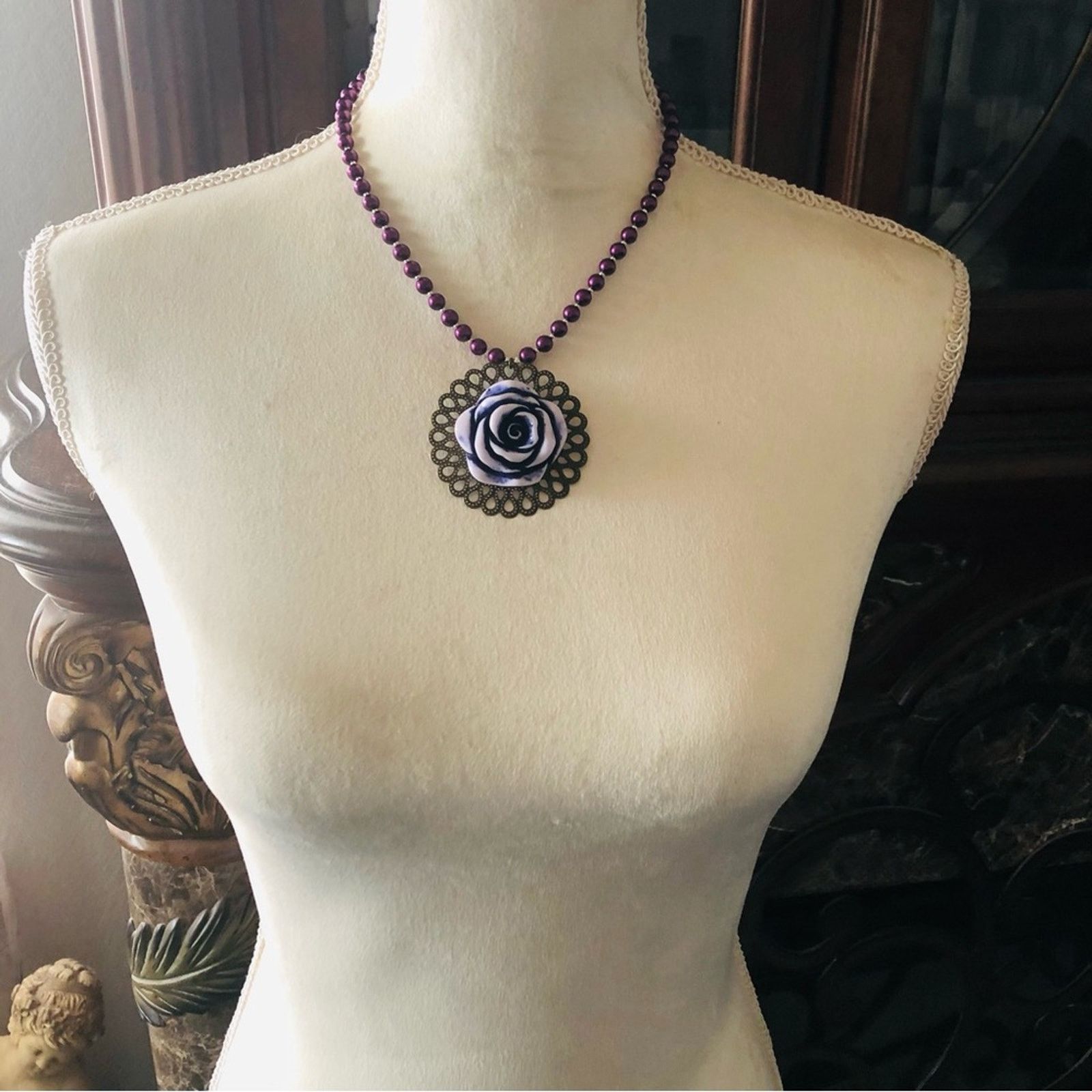 Handmade Handcrafted repurpose purple rose pendant Pearl necklace Size ONE SIZE - 6 Thumbnail