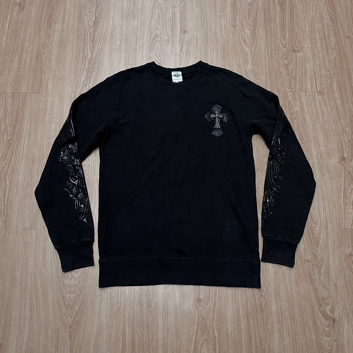 Japanese Brand 💸Binnding Offer Accepted💸 Faith Quarder Cross Logo Size US L / EU 52-54 / 3 - 2 Thumbnail