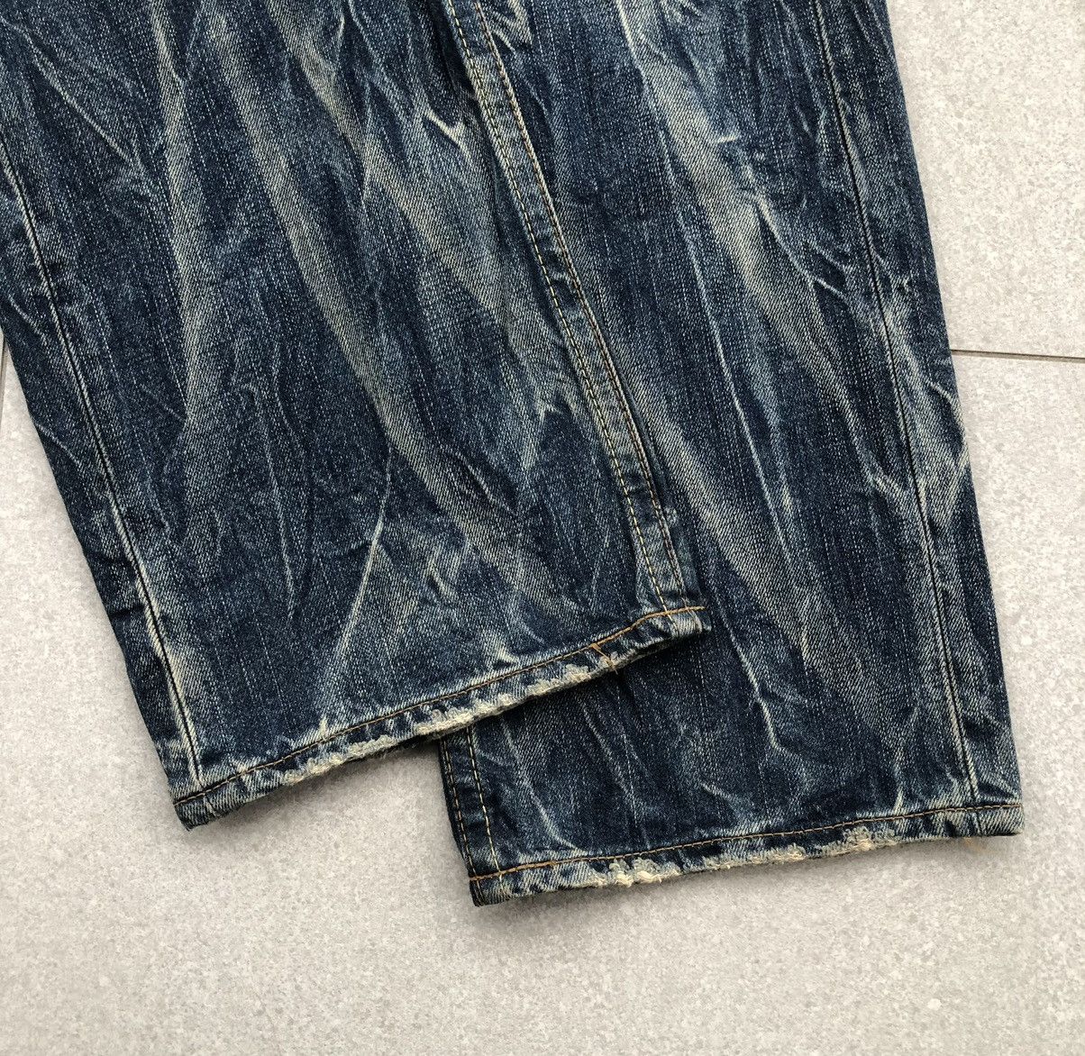 Levi's Vintage Levi's 503 straight-leg washed denim jeans Size US 31 - 13 Thumbnail