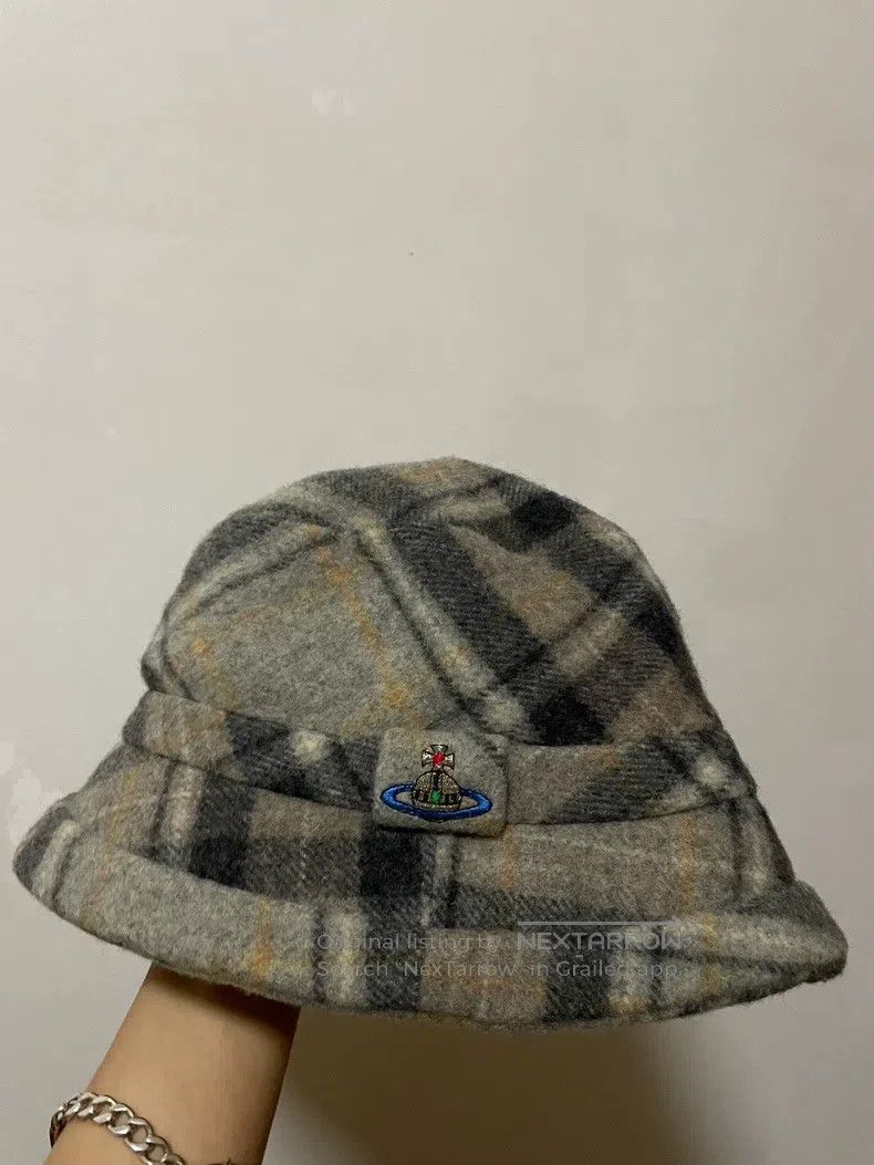 Vivienne Westwood Vivienne Westwood 90s color embroidered Saturn plaid wool Size ONE SIZE - 2 Thumbnail