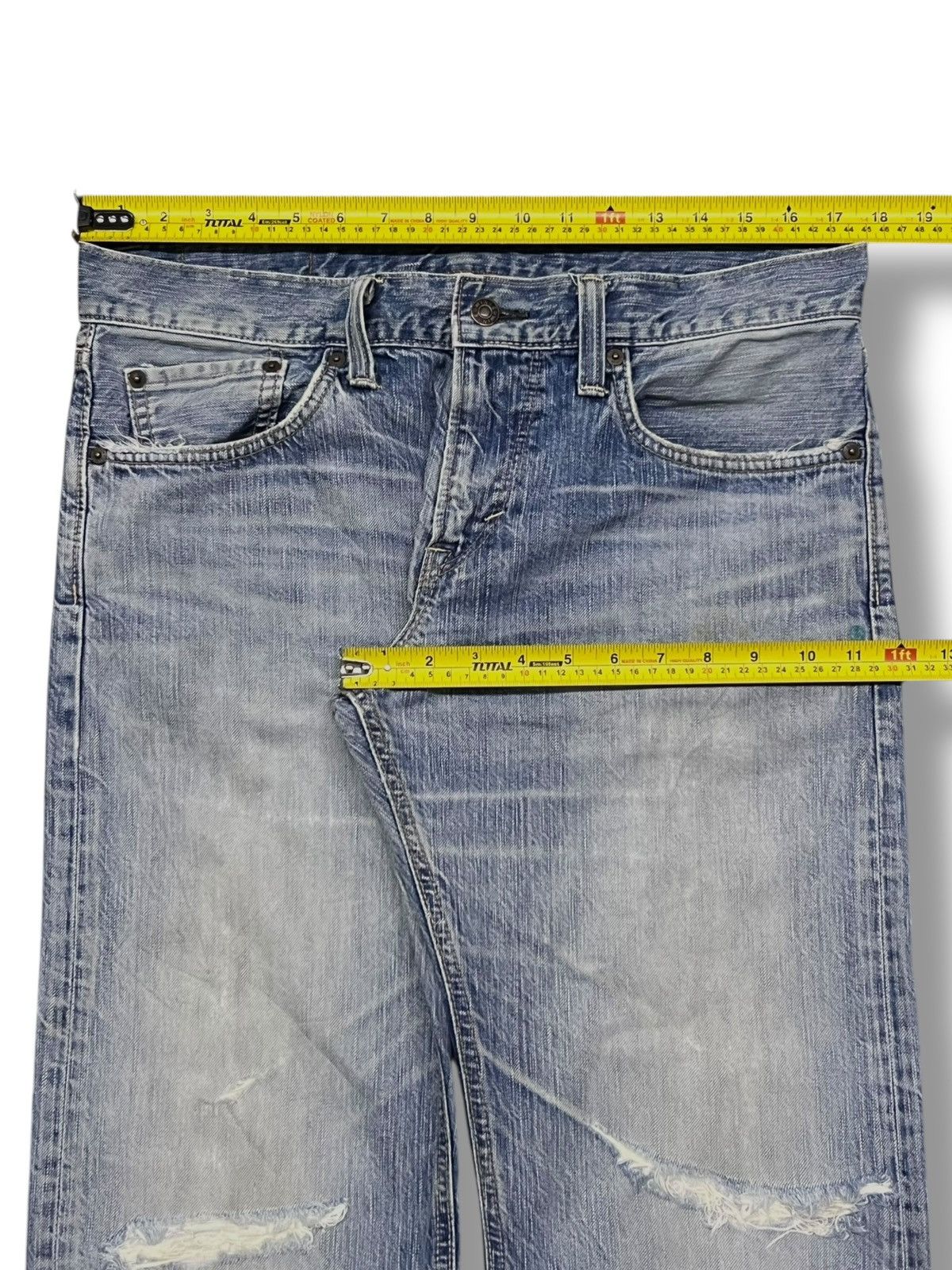Edwin Vintage Edwin 502 RV - Faded Light Blue Wash, Distressed Size US 35 - 17 Thumbnail
