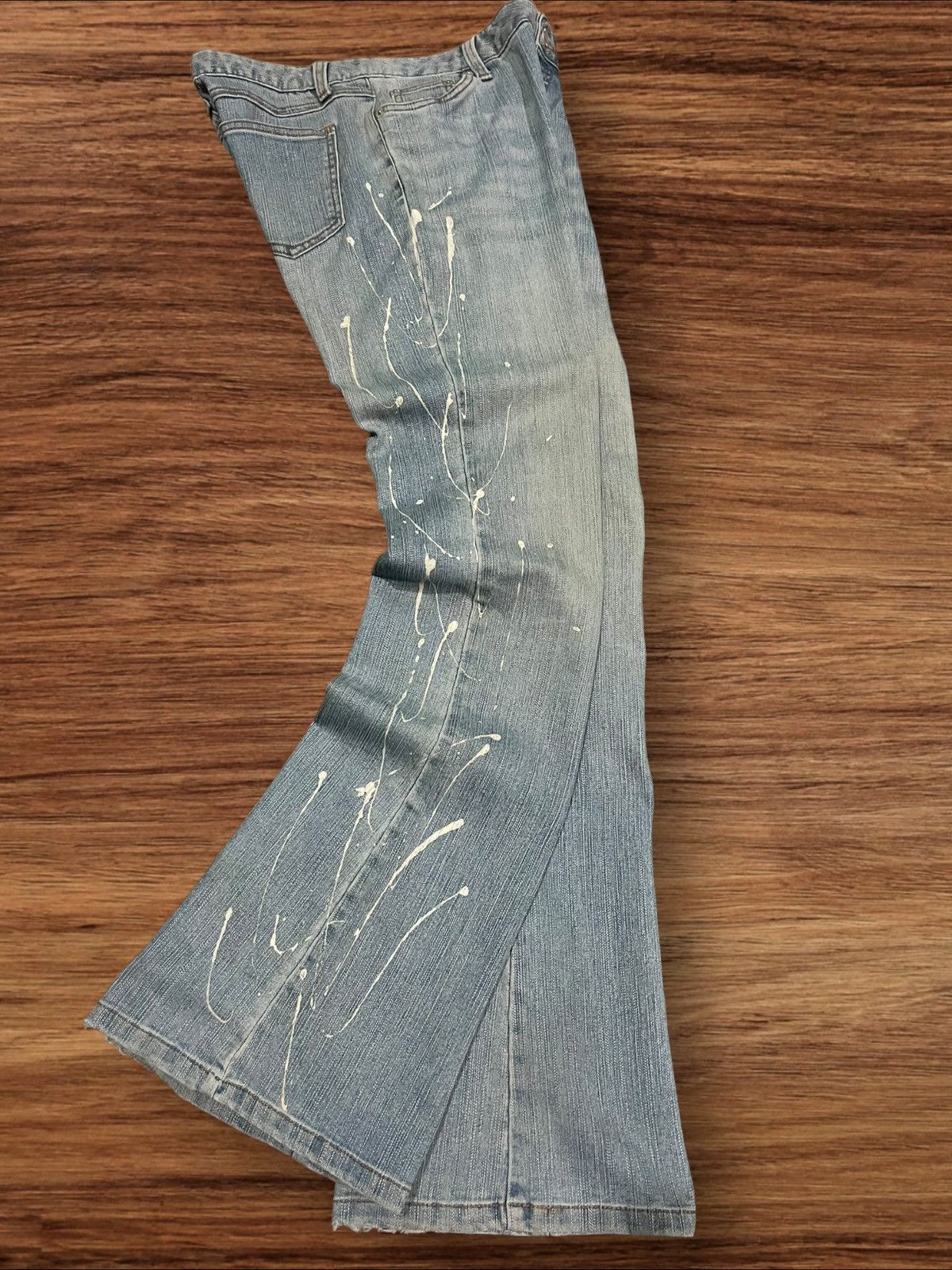 Hysteric Glamour × Japanese Brand × Tornado Mart Japanese Brand Paint Splattered Blue Wash Retro Flare Jeans Size US 29 - 3 Thumbnail