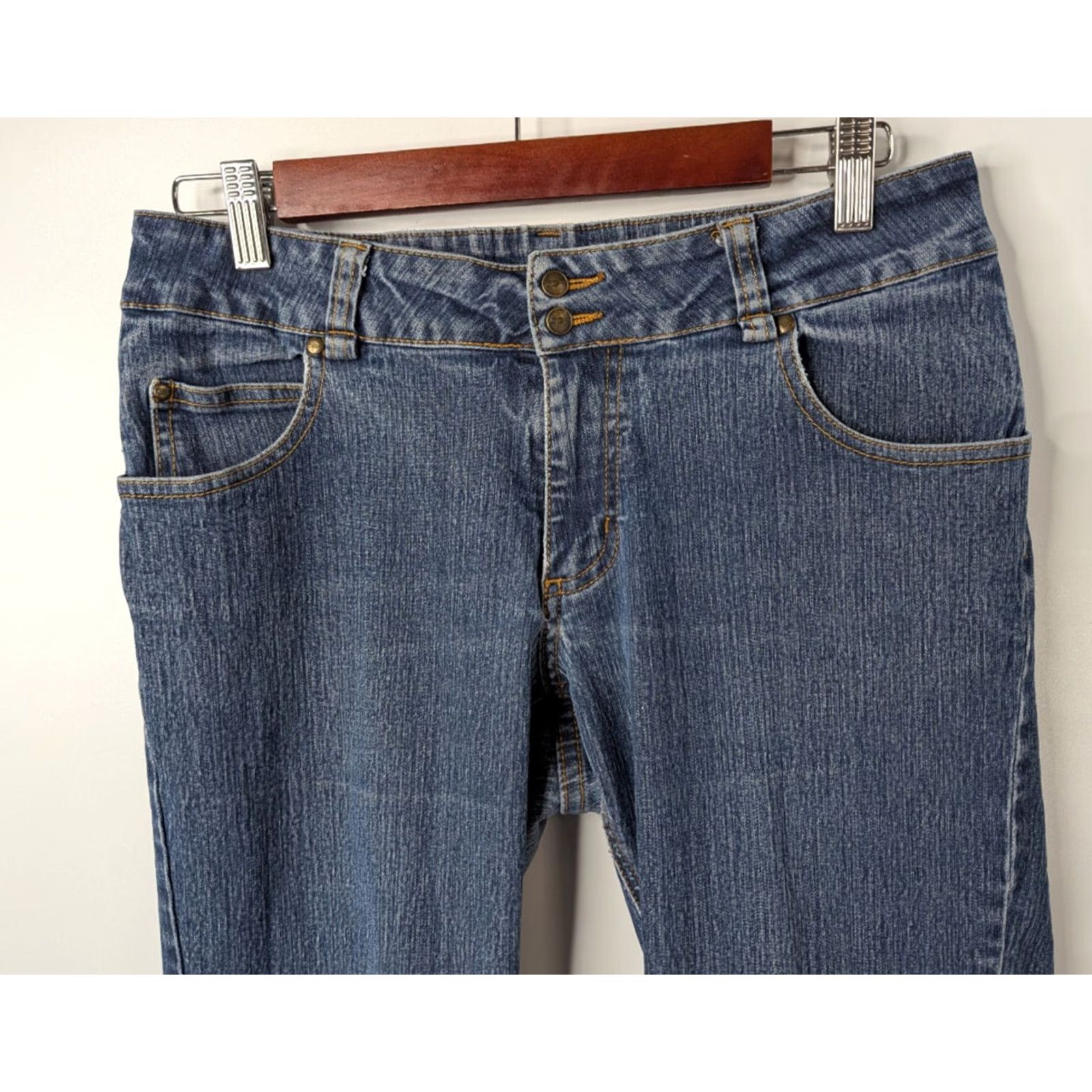 Fubu VINTAGE FUBU Jeans Women Blue 11/12 Size 11/12 5-Pocket Straight Low Rise Denim Cotton Polyester Spandex Jeans Women Size 32" / US 10 / IT 46 - 4 Thumbnail