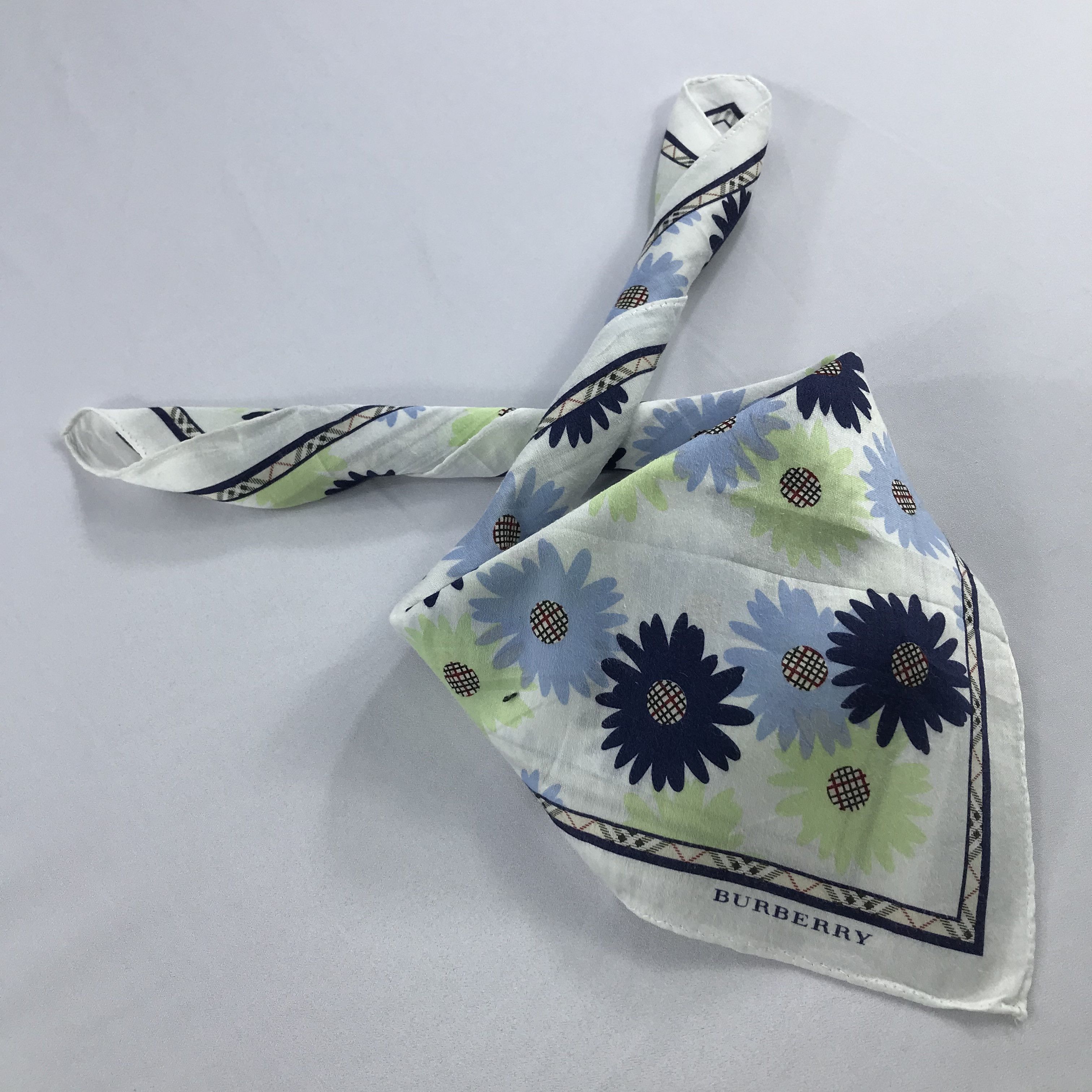 Burberry × Vintage Burberry Bandana / Handkerchief / Neckerchief -S2718 Size ONE SIZE - 4 Thumbnail