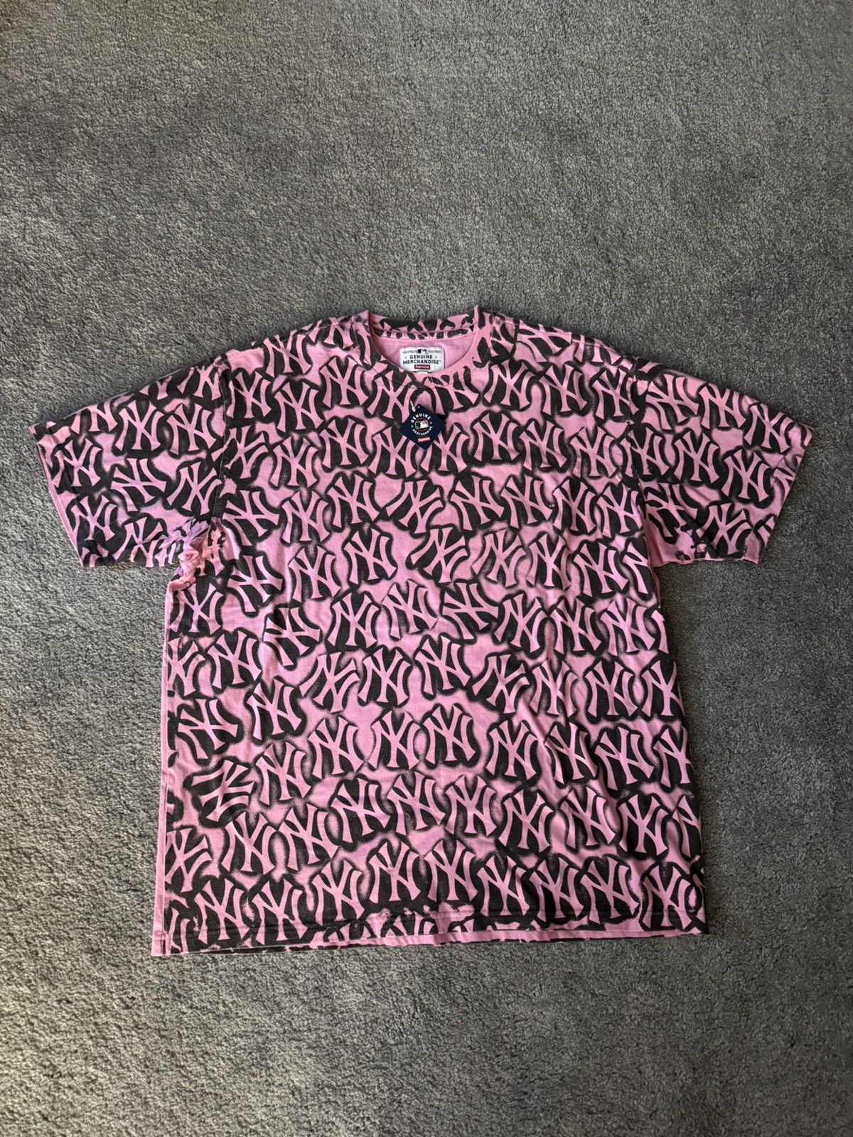 Supreme Yankees Airbrush | Grailed