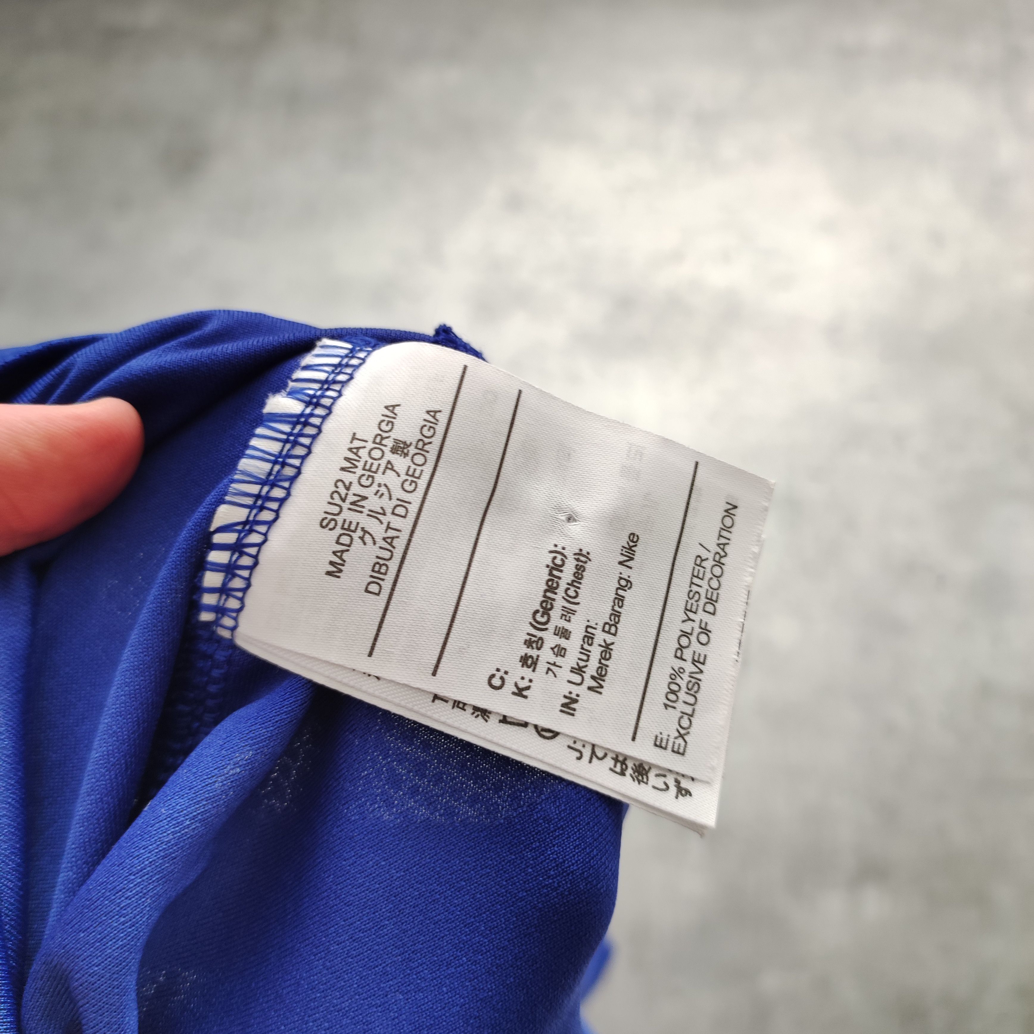 Chelsea Soccer × Nike RARE Nike x Chelsea London 2022 Home Football Jersey Size US L / EU 52-54 / 3 - 8 Thumbnail