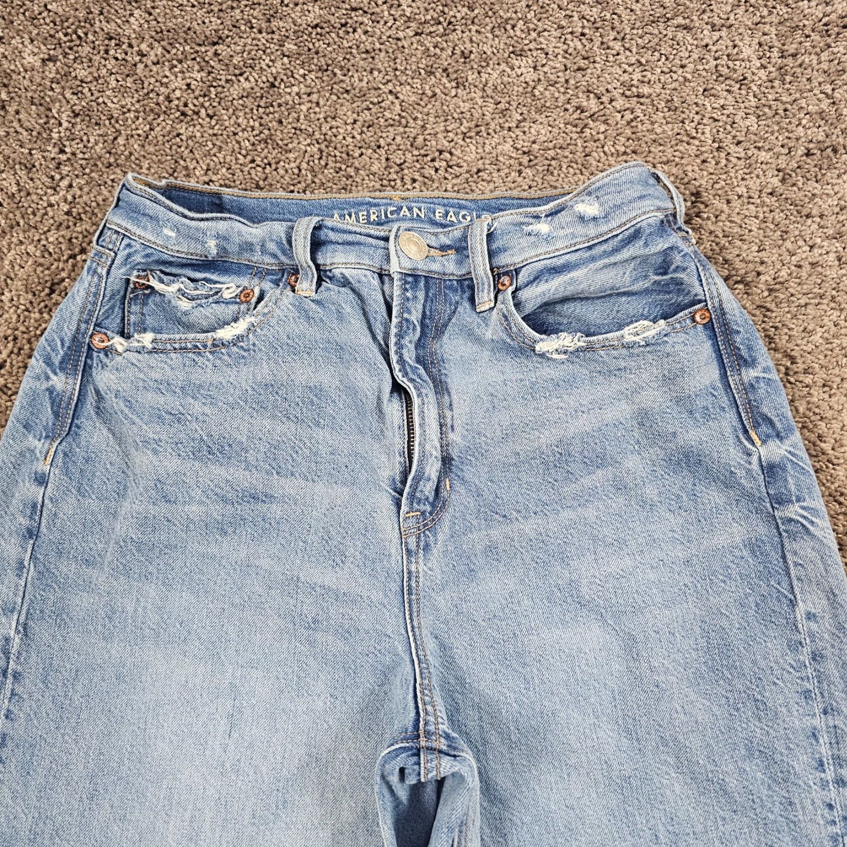 American Eagle Outfitters American Eagle Outfitters Jeans Womens 10 Baggy Fit High Rise Light Wash Denim 26x30 Size 32" / US 10 / IT 46 - 2 Thumbnail