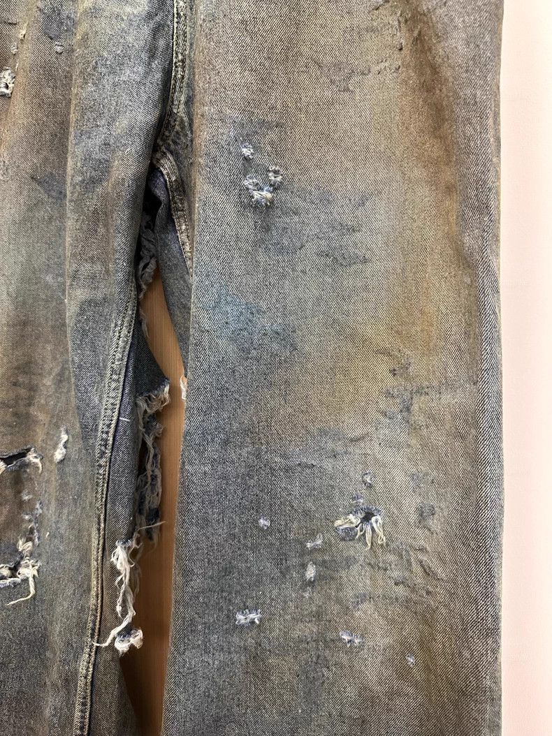 Balenciaga Balenciaga size XS Distressed Wide Leg Denim Pants Size US 27 - 5 Thumbnail