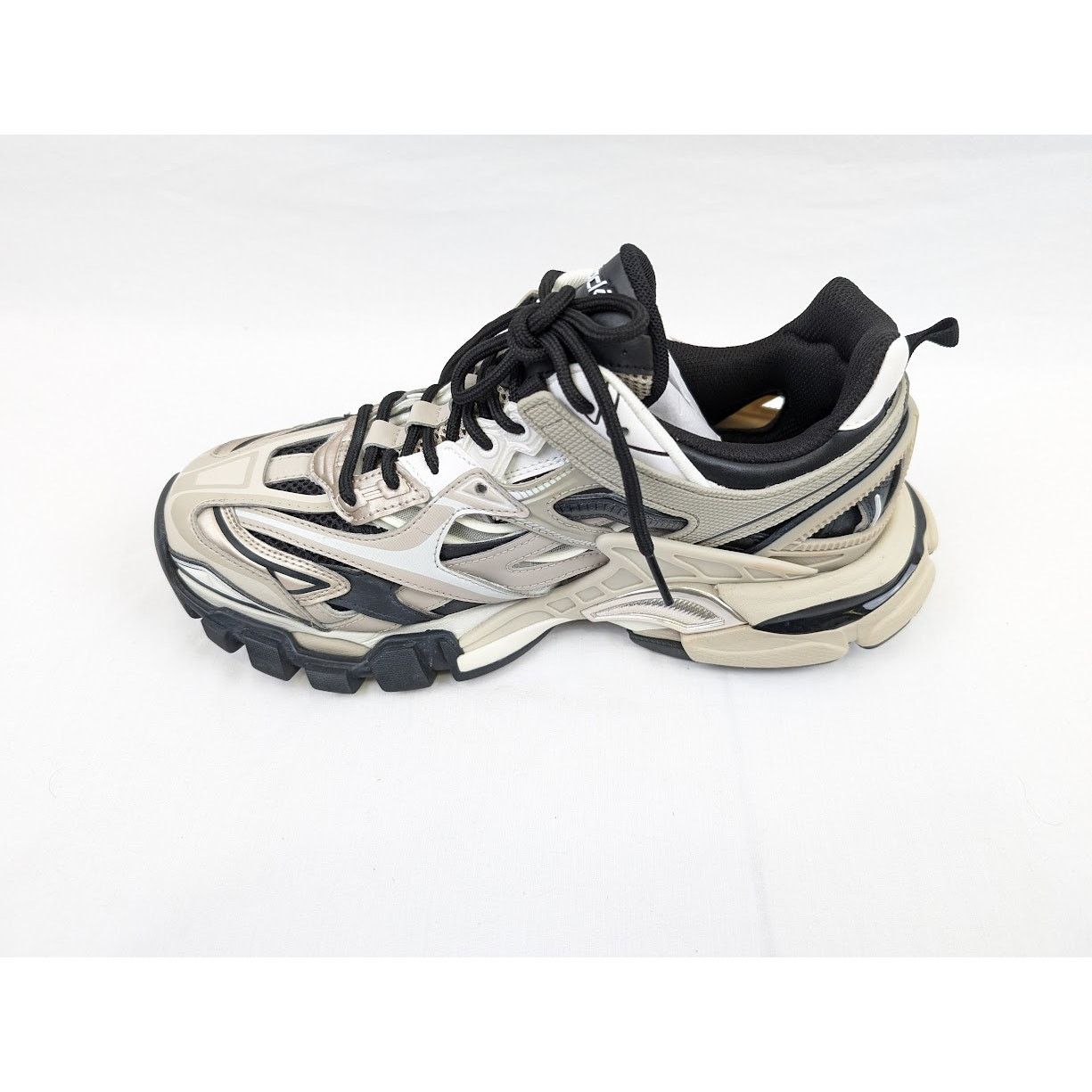 Balenciaga o1rshd1 Rubber Track.2 Open Low-Top Sneakers in Beige/Black Size US 7 / EU 40 - 11 Thumbnail