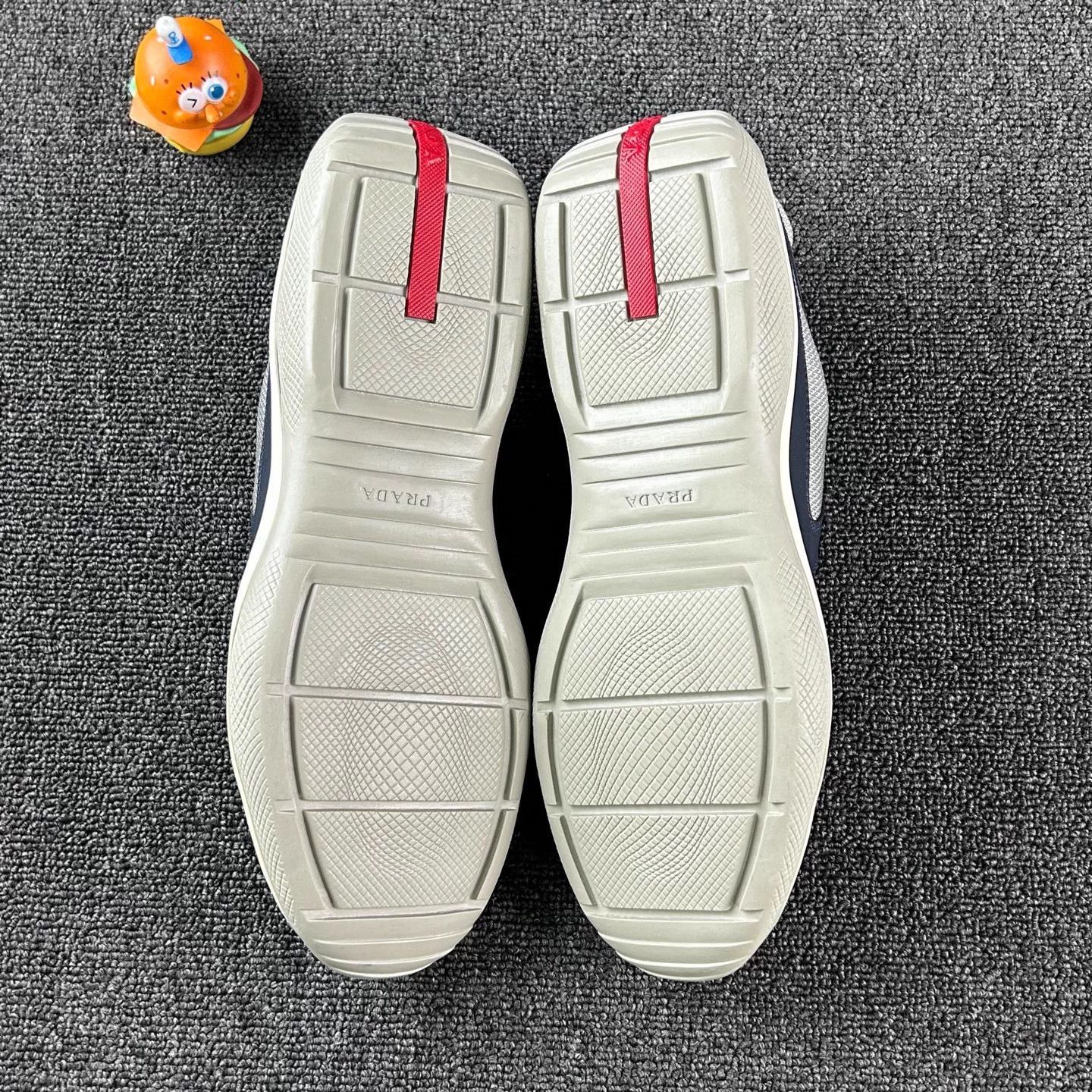 Prada Prada trendy casual sneakers blue gray colorblock Size US 10 / EU 43 - 6 Thumbnail