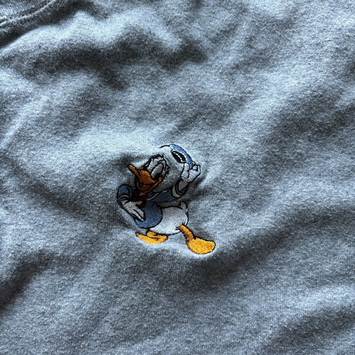 Disney Vintage gray disney donaldduck embroidered long sleeve shirt Size US L / EU 52-54 / 3 - 4 Thumbnail