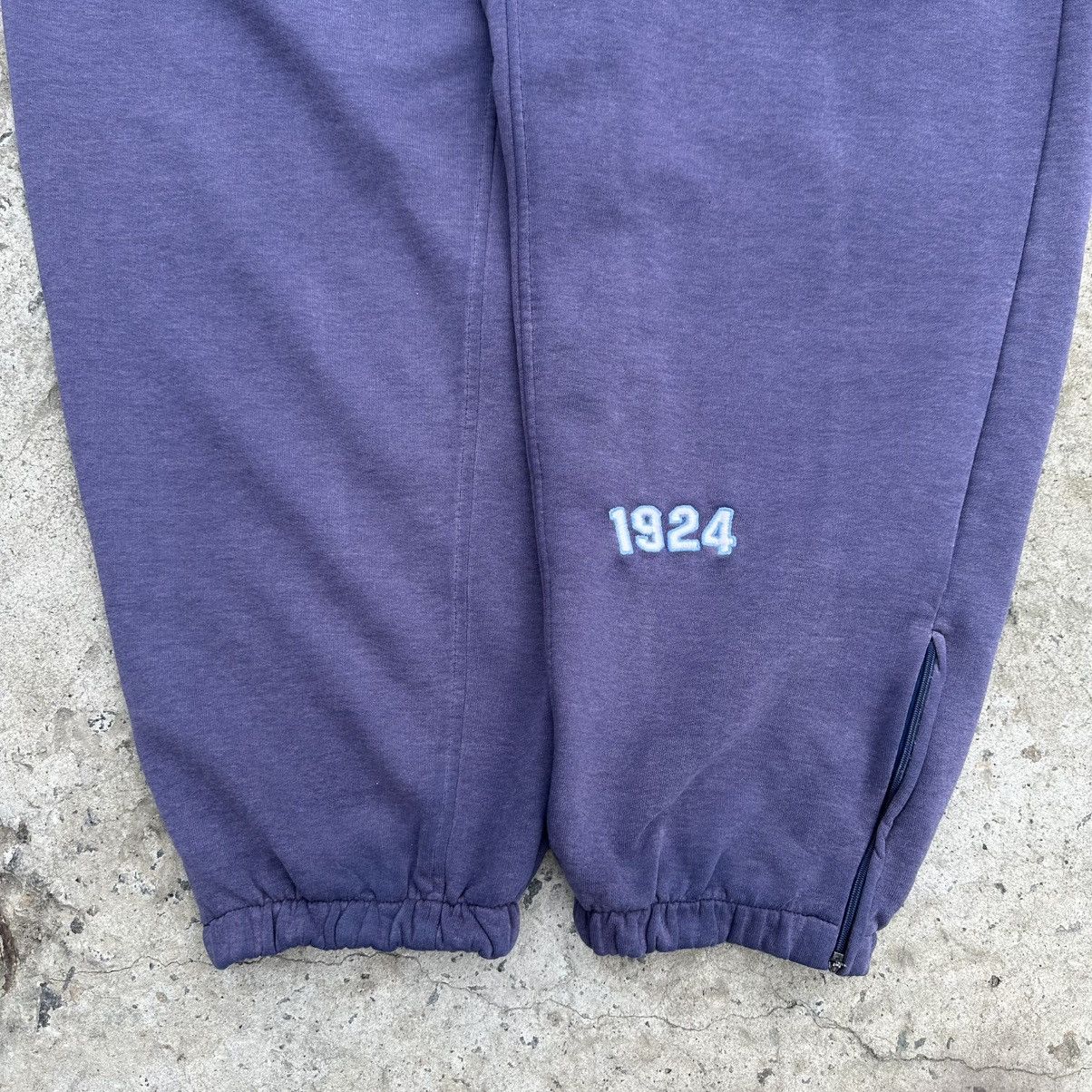 Umbro Vintage Umbro Joggers Small Logo Trashed Size L Y2K 90s USA Size US 36 / EU 52 - 15 Thumbnail