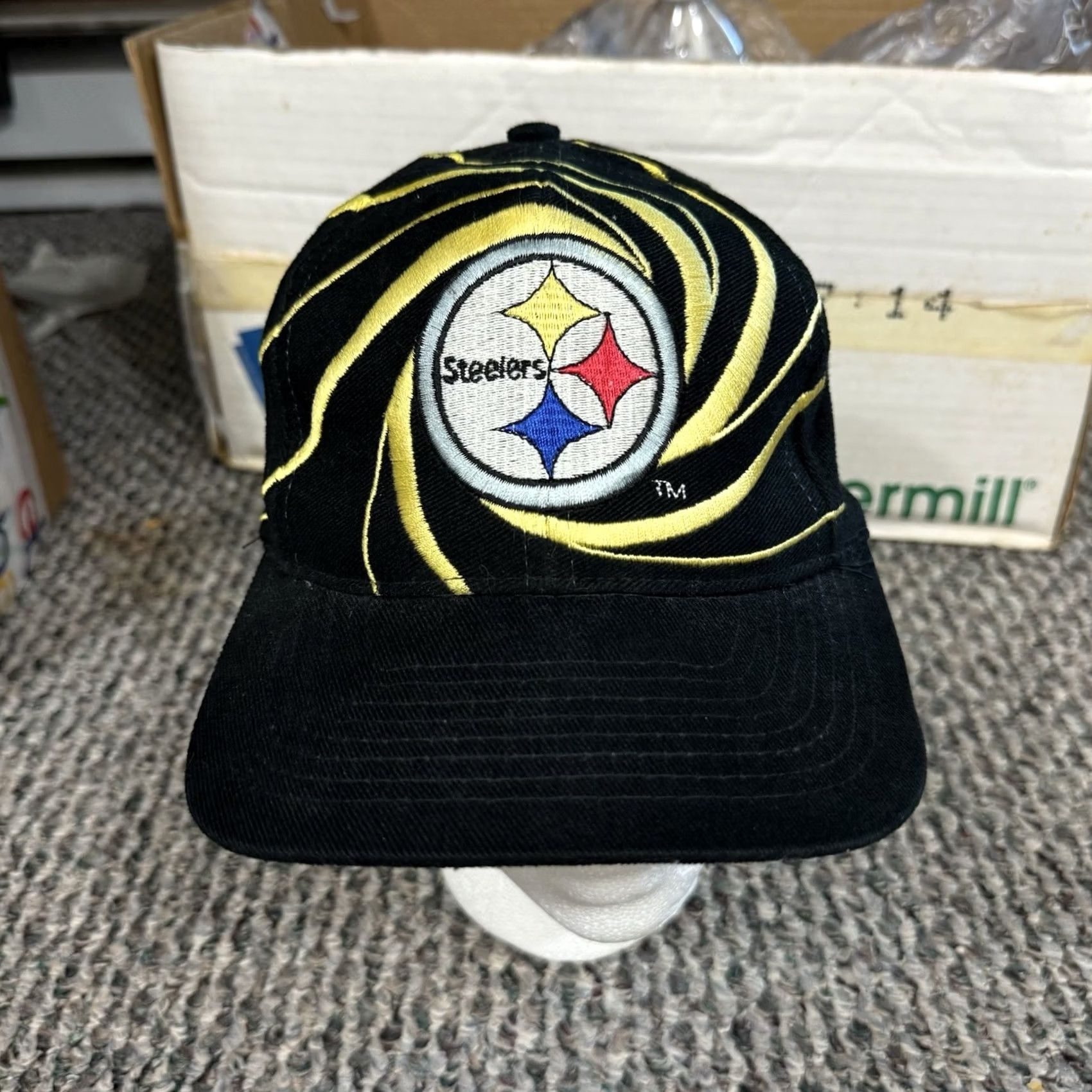 Drew VINTAGE Pittsburgh Steelers Hat Adult 90s Drew Pearson SnapBack NFL Sport Black Cotton Knit Men One Size Adjustable Lightweight Snapback Seasoned Mens Size ONE SIZE - 2 Thumbnail
