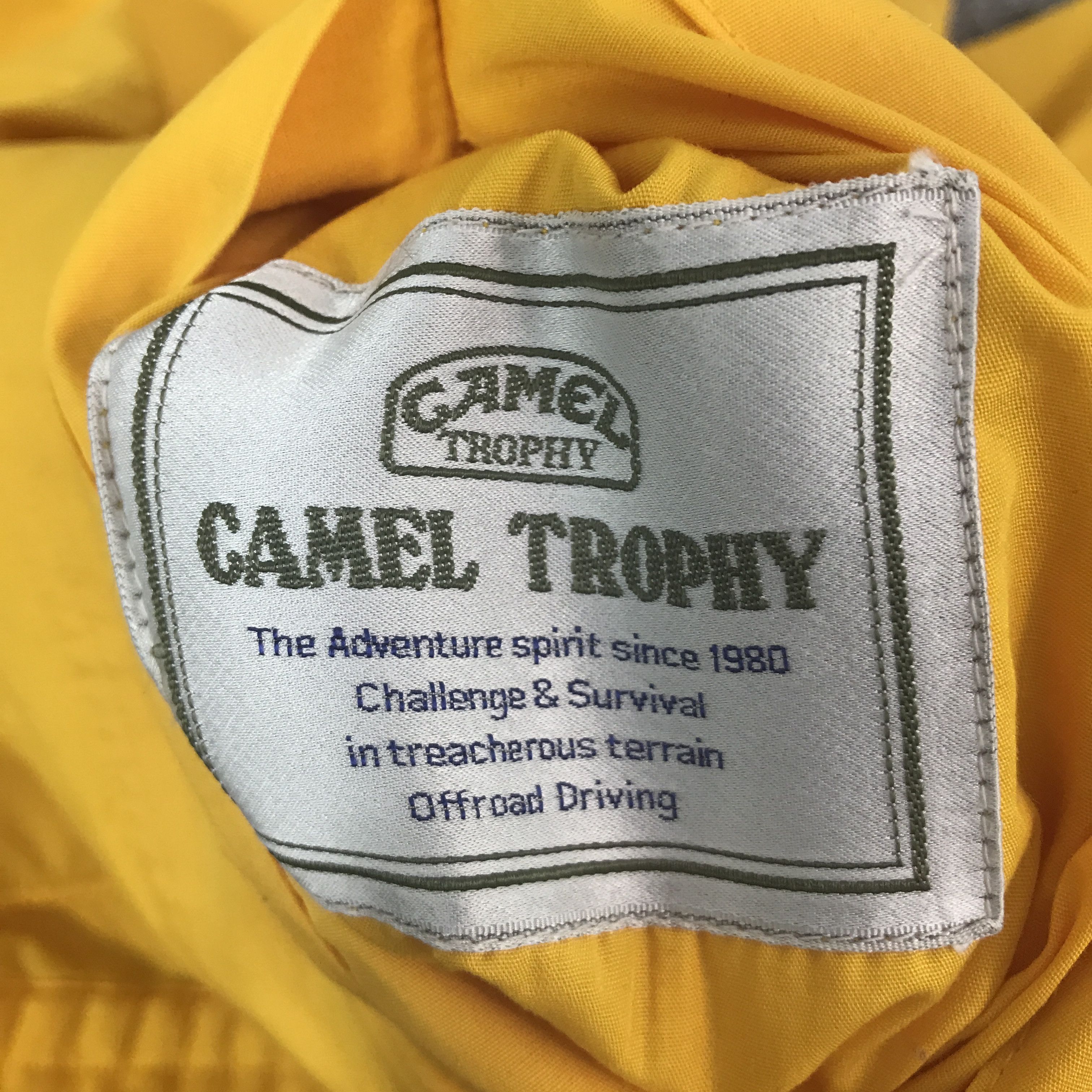 Camel VINTAGE CAMEL TROPHY YELLOW JACKET Size US L / EU 52-54 / 3 - 13 Thumbnail