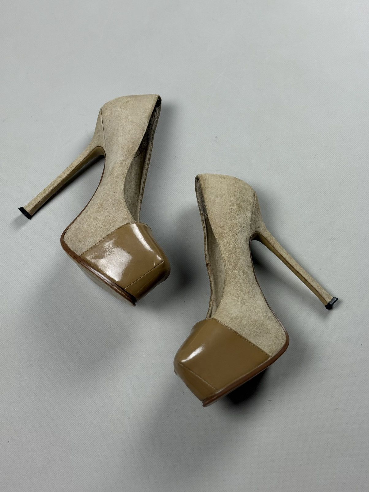 Yves Saint Laurent YSL Yves Saint Lauren Tribute Two Cap Toe Pump Heels Shoes Size US 9 / IT 39 - 19 Thumbnail