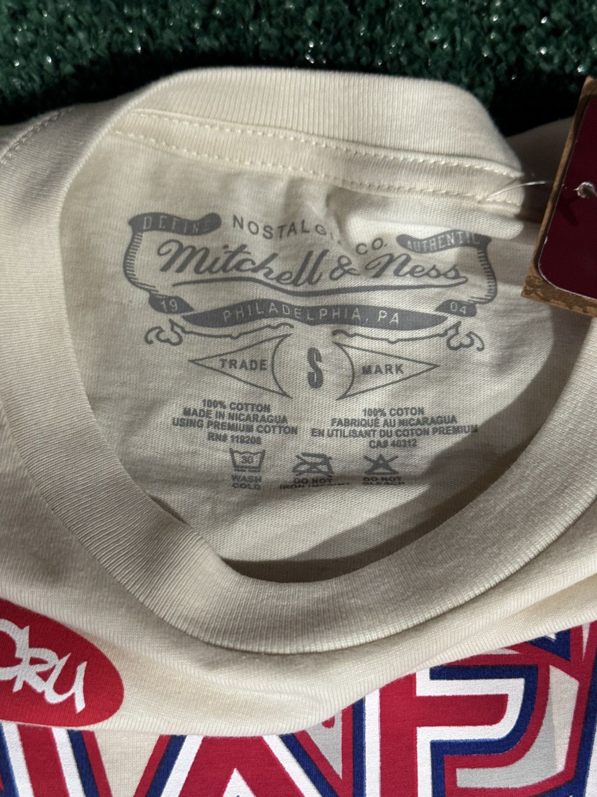 Mitchell & Ness Mitchell N Ness 76ers t-shirt Size US S / EU 44-46 / 1 - 3 Thumbnail