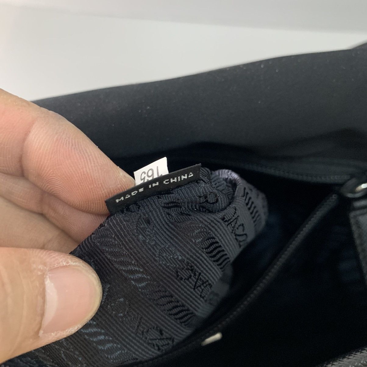 Prada Prada Nylon Black Mesengger Bag Size ONE SIZE - 20 Thumbnail
