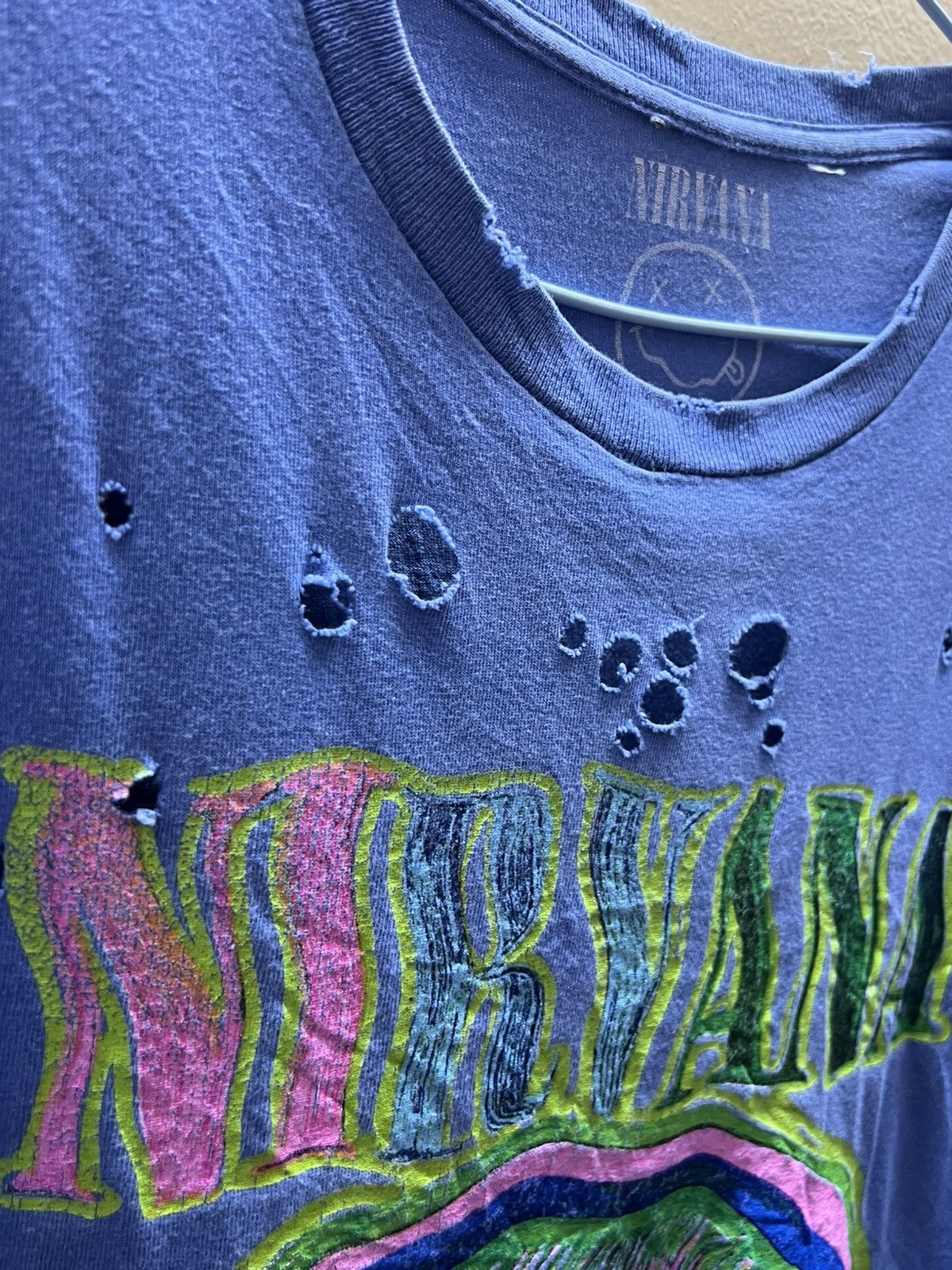 Band Tees Vtg y2k nirvana nevermind pinhole style tee Size US XL / EU 56 / 4 - 4 Thumbnail