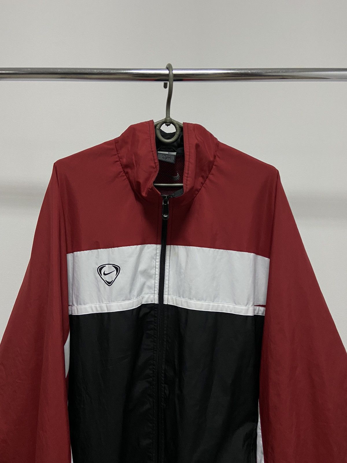 Nike × Vintage Nike Vintage Jacket Windbreaker Small Logo Y2K Nylon Size US XL / EU 56 / 4 - 3 Thumbnail
