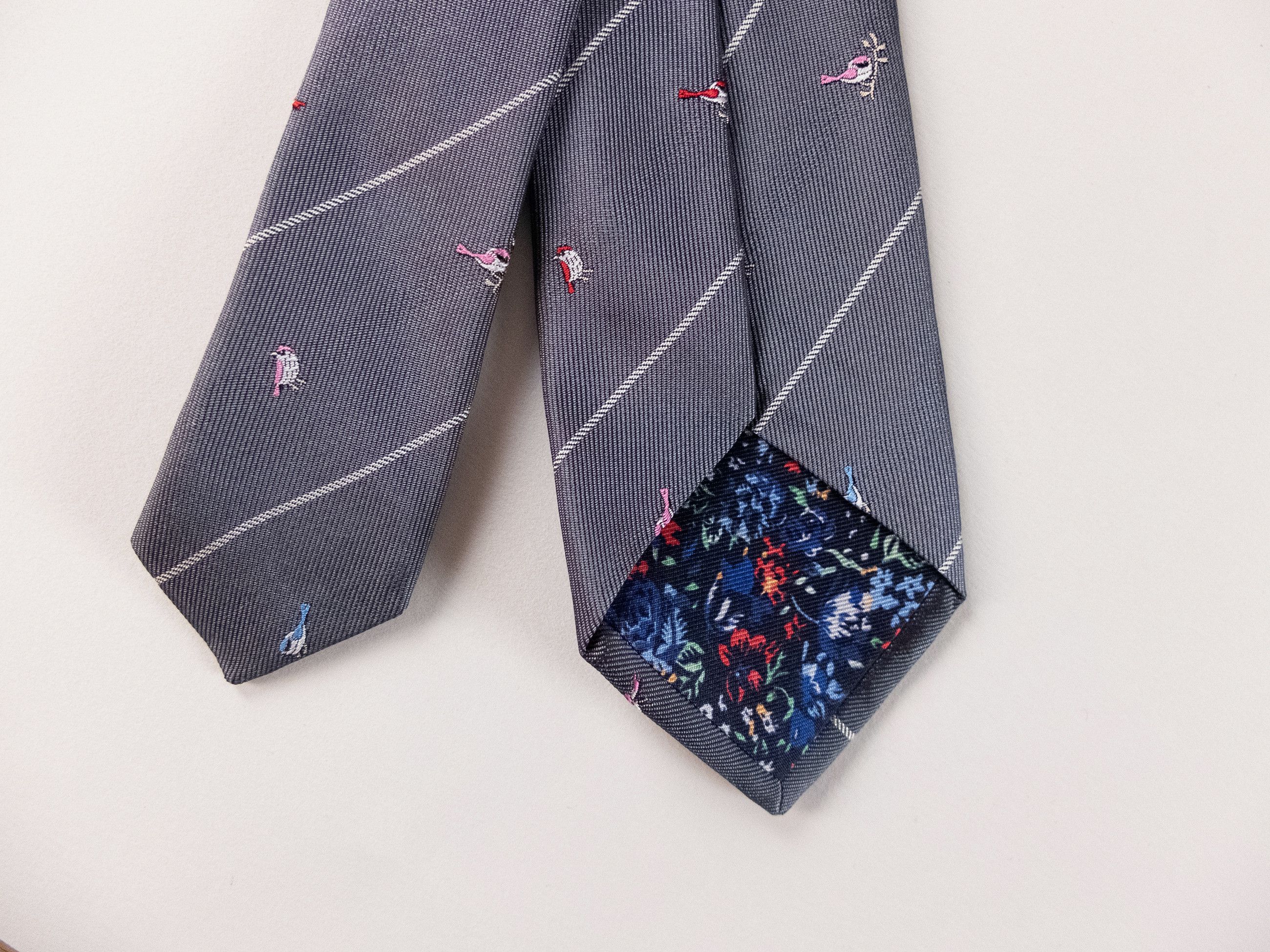 Paul Smith PAUL SMITH gray birds motif skinny silk tie authentic Italy Size ONE SIZE - 5 Thumbnail