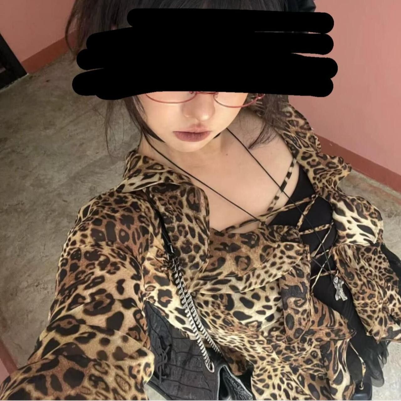 H&M Leopard Print Ruffled Blouse Top Size S / US 4 / IT 40 - 4 Thumbnail
