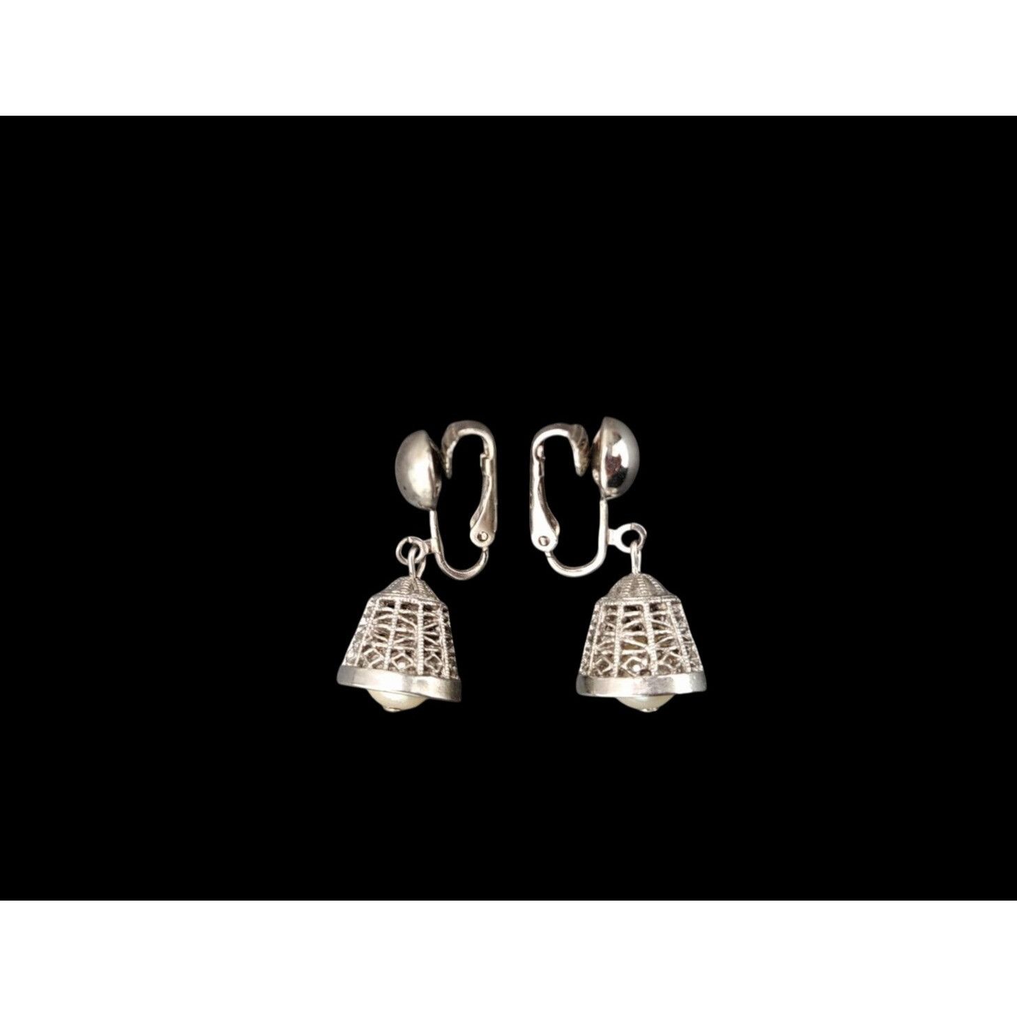 Vintage Vintage Judy Lee Silver Tone Clip On Bell Shape Earrings Size ONE SIZE - 2 Thumbnail