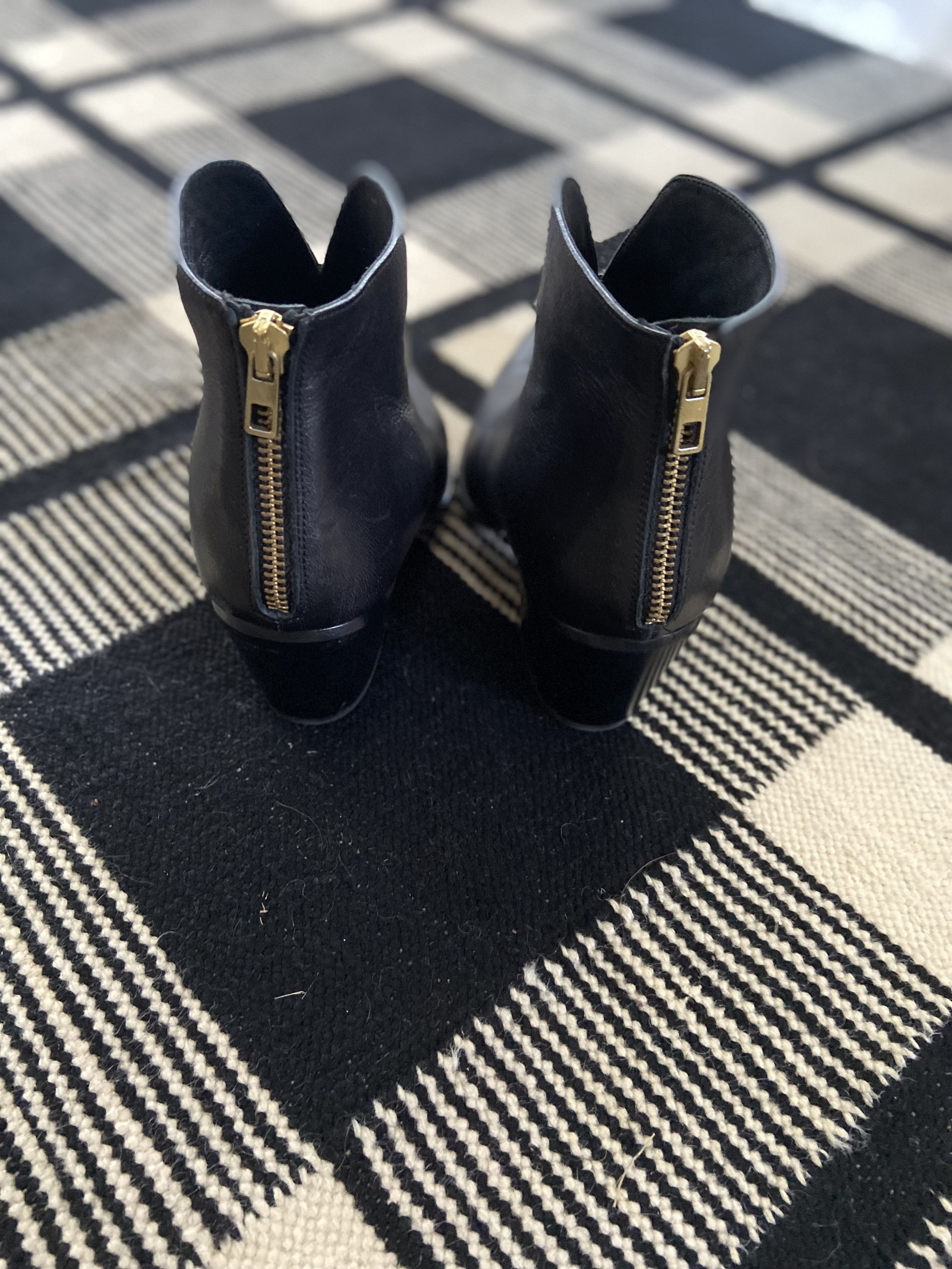 Vince Vince Ankle Boots Size US 7 / IT 37 - 6 Thumbnail