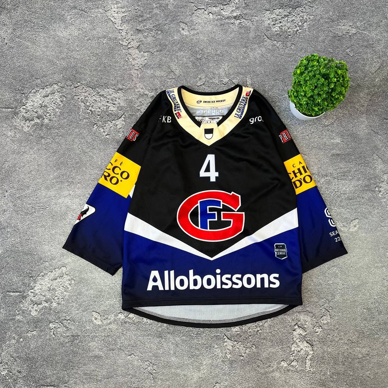 Other Hokey Jersey HC Fribourg Gottéron Trikot ELI #4 Jersey 22/23 Size US XS / EU 42 / 0 - 1 Thumbnail