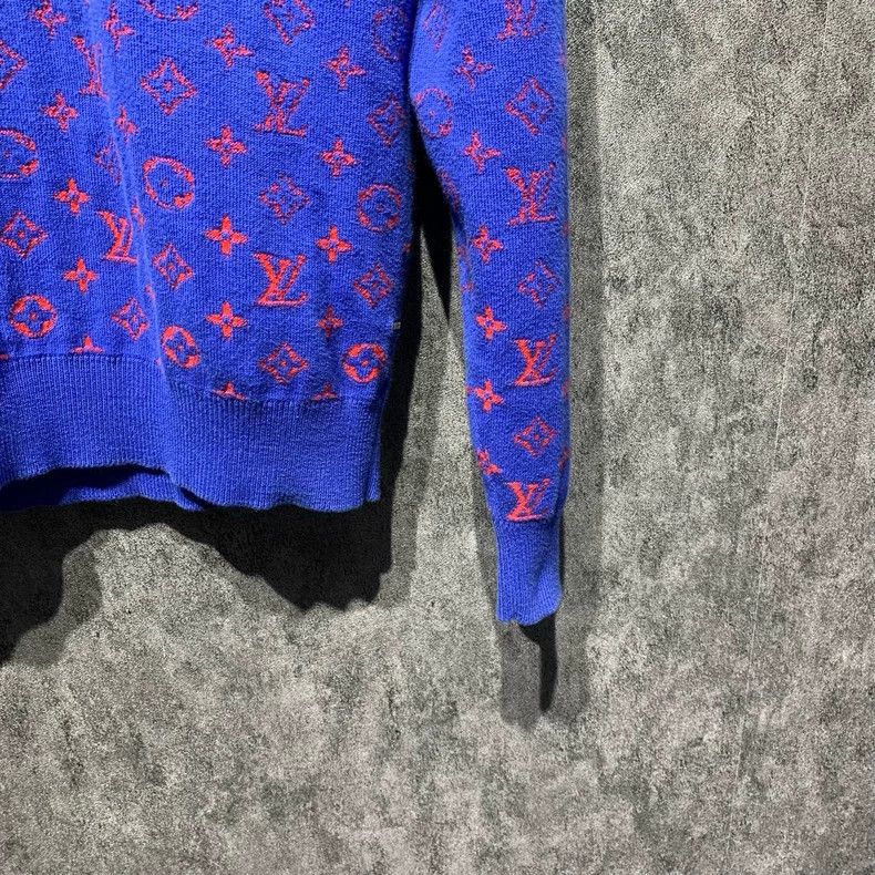 Louis Vuitton Louis Vuitton Red and blue gradient knitted sweater 2501-Ne Size US L / EU 52-54 / 3 - 8 Thumbnail