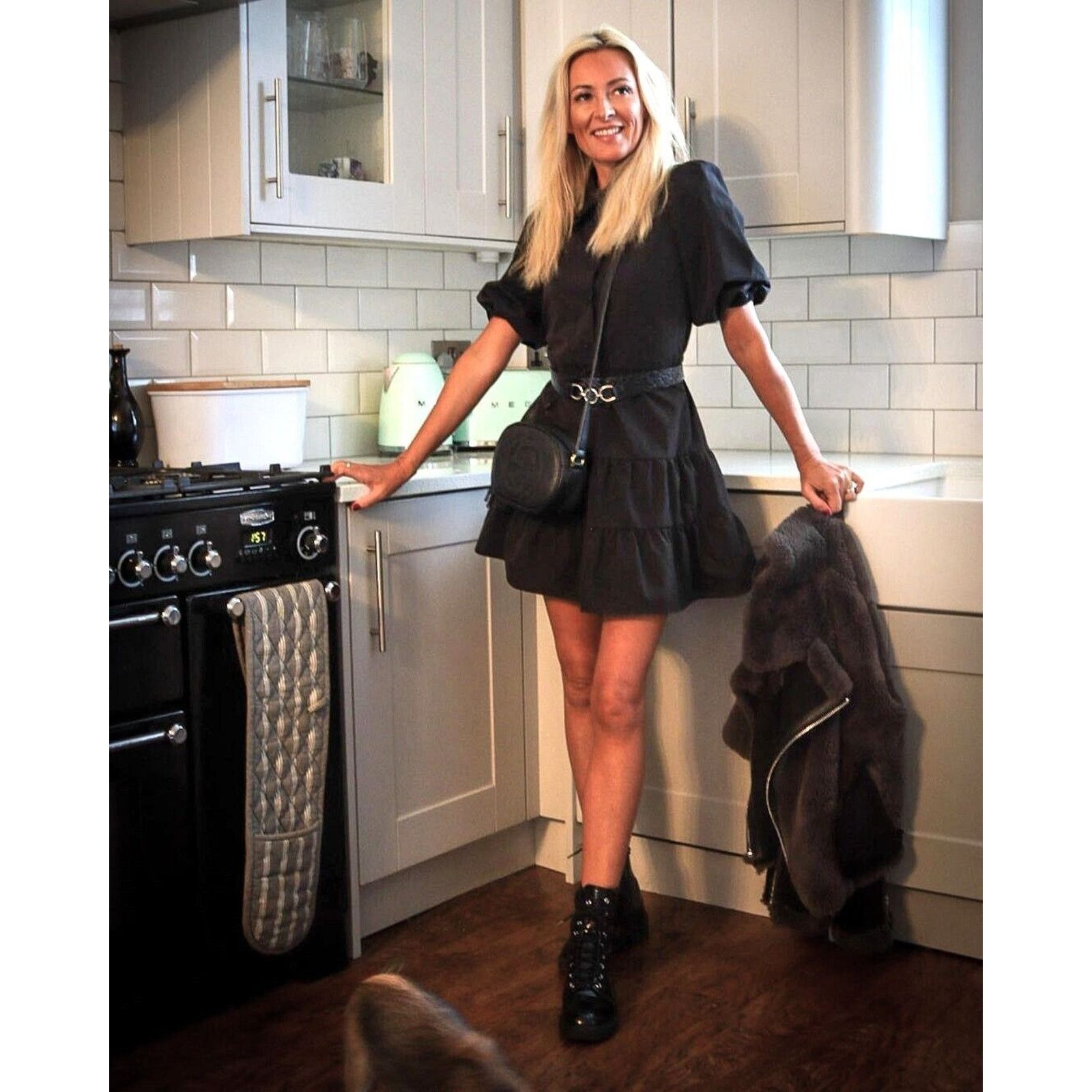 uoozee dresses Uoozee-official Long Sleeves Solid Color Round-Neck Midi Black / 2XL vintage black dress Up Design Color:Aqua Style #CS504 Little Black