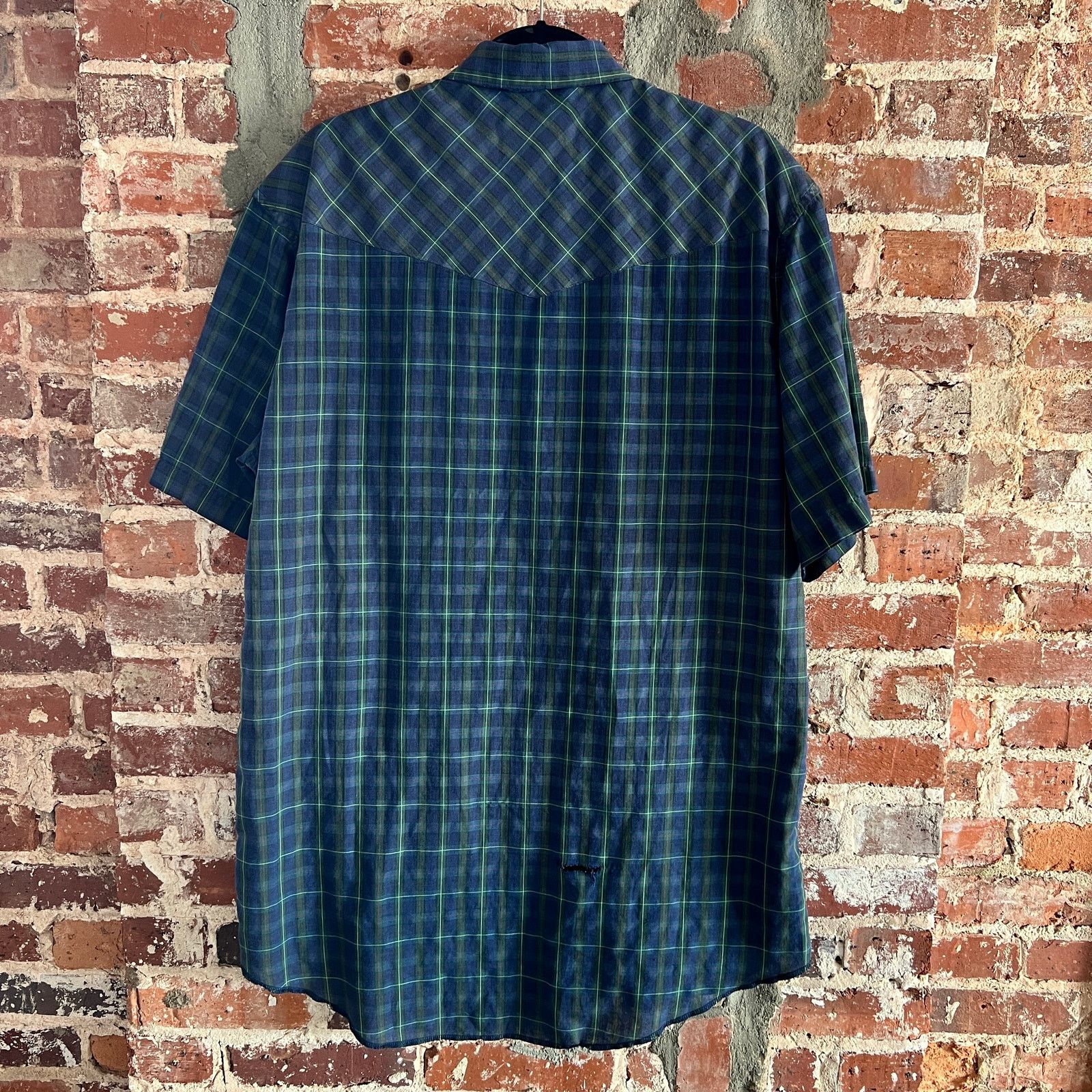 Wrangler VTG 90s Wrangler Paper Thin Pearl Snap Shirt L 16.5 24x33 Size US L / EU 52-54 / 3 - 4 Thumbnail