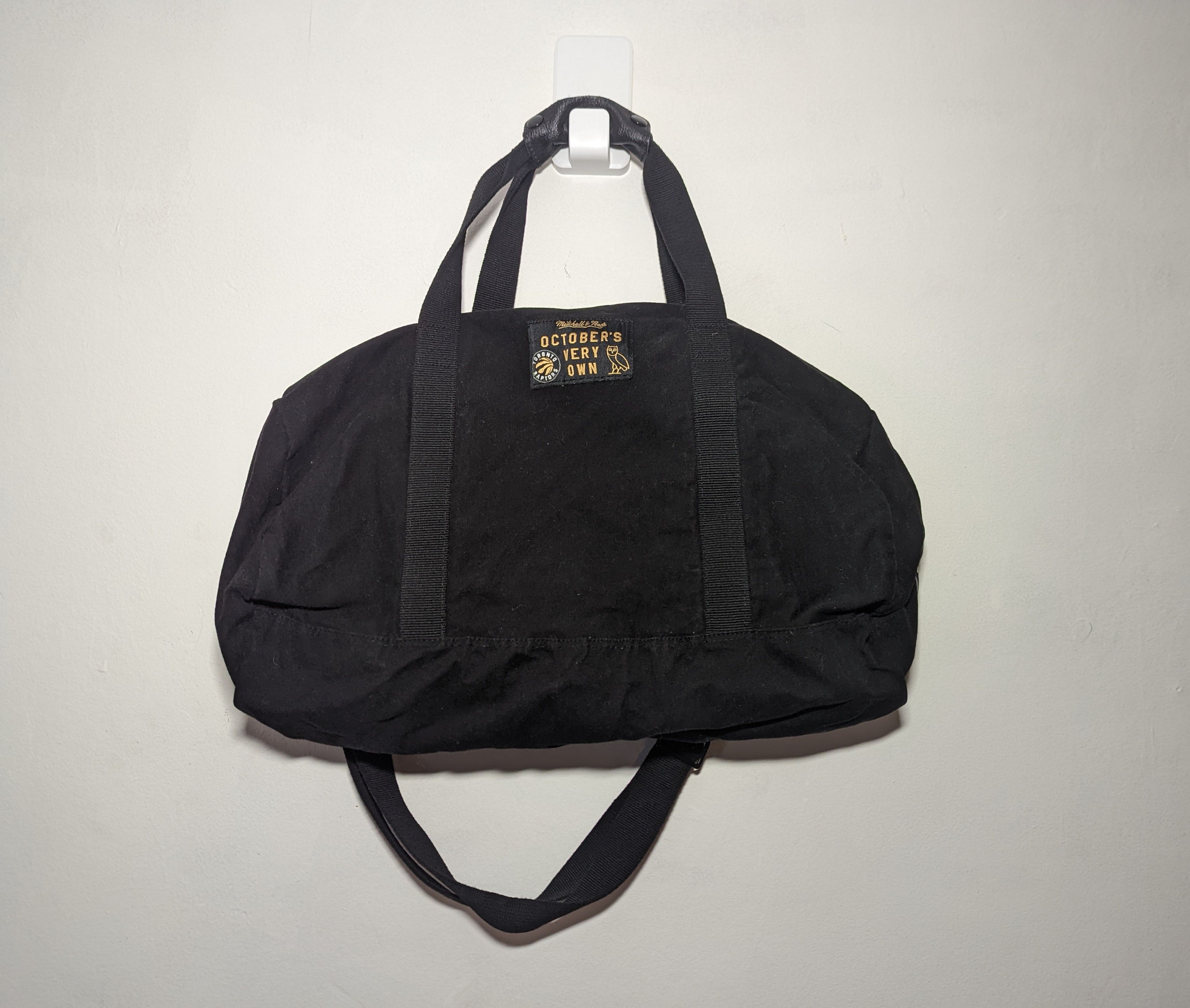 Mitchell & Ness × October's Very Own OVO x Mitchell & Ness x Raptors x NBA Duffle Bag 2015 Size ONE SIZE - 1 Thumbnail