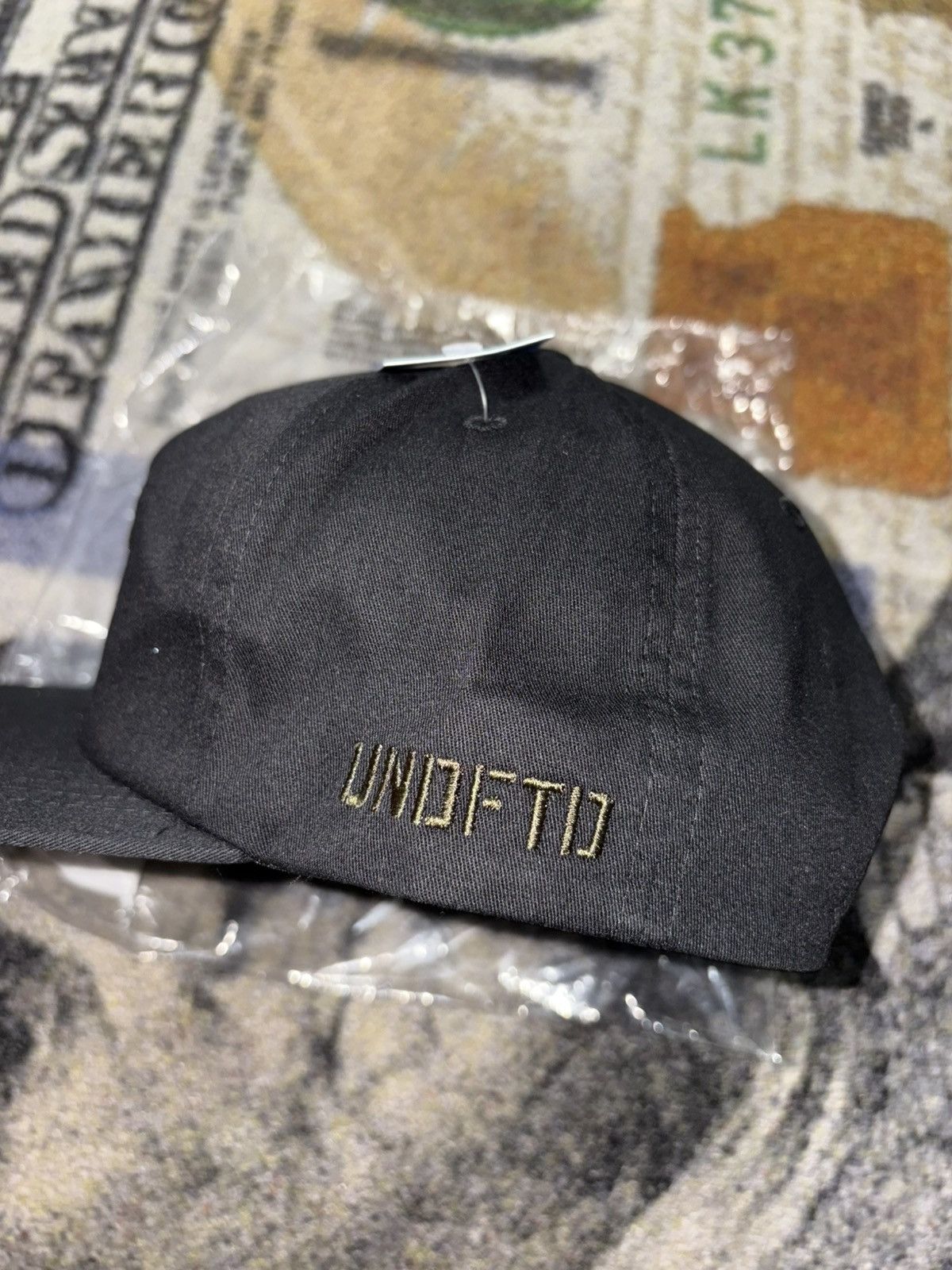 Undefeated Undefeated Icon Stencil Snapback Black Size ONE SIZE - 3 Thumbnail