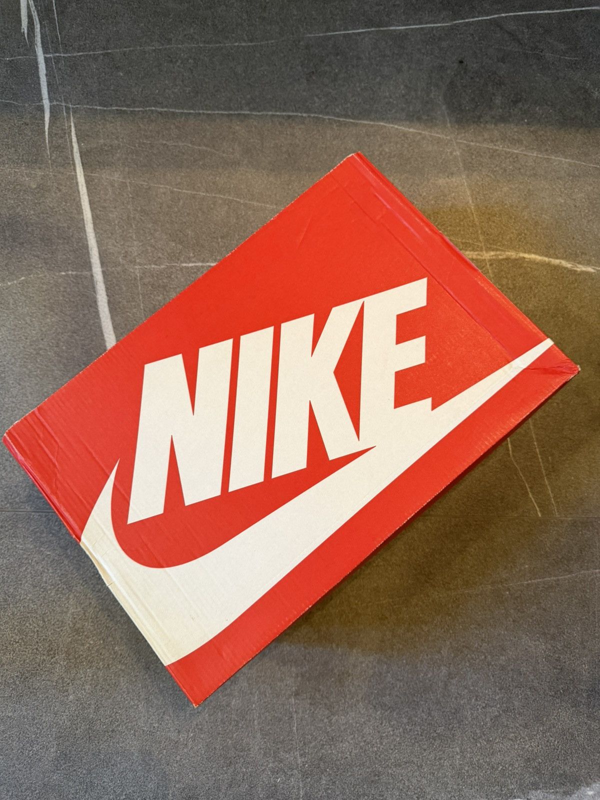 Nike Nike Air Yeezy Red October’s Size US 8.5 / EU 41-42 - 24 Thumbnail