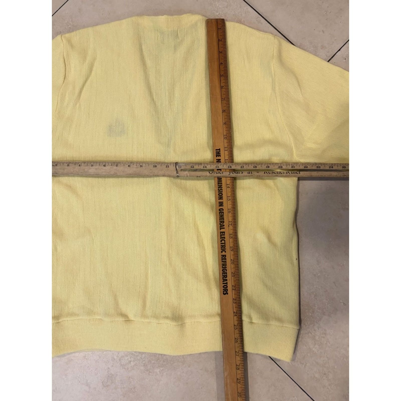 Izod VINTAGE IZOD Cardigan Sweater Mens XL Yellow V Neck Snap Button Crest Logo Preppy Size US XL / EU 56 / 4 - 6 Thumbnail
