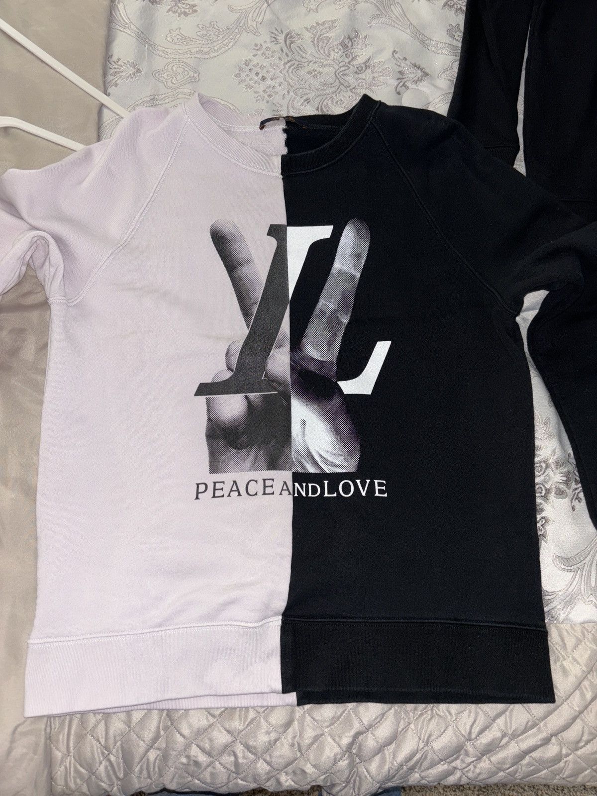 Louis Vuitton Peace And Love | Grailed