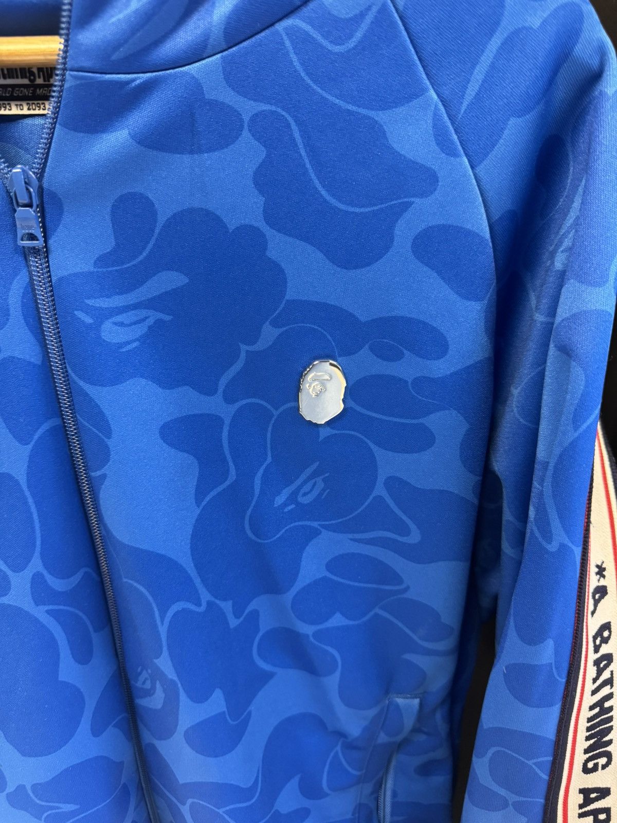 Other Blue Bape Solid Camo Full Zip Shark Hoodie Size Large Size US L / EU 52-54 / 3 - 2 Thumbnail