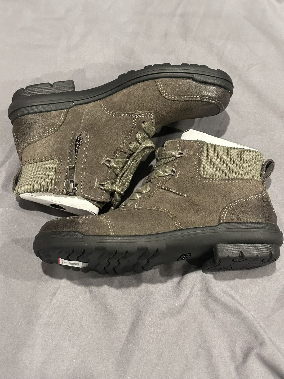 Ugg UGG Lace-Up/Zip Waterproof Leather Bootie 6.5 Size US 6.5 / IT 36.5 - 6 Thumbnail