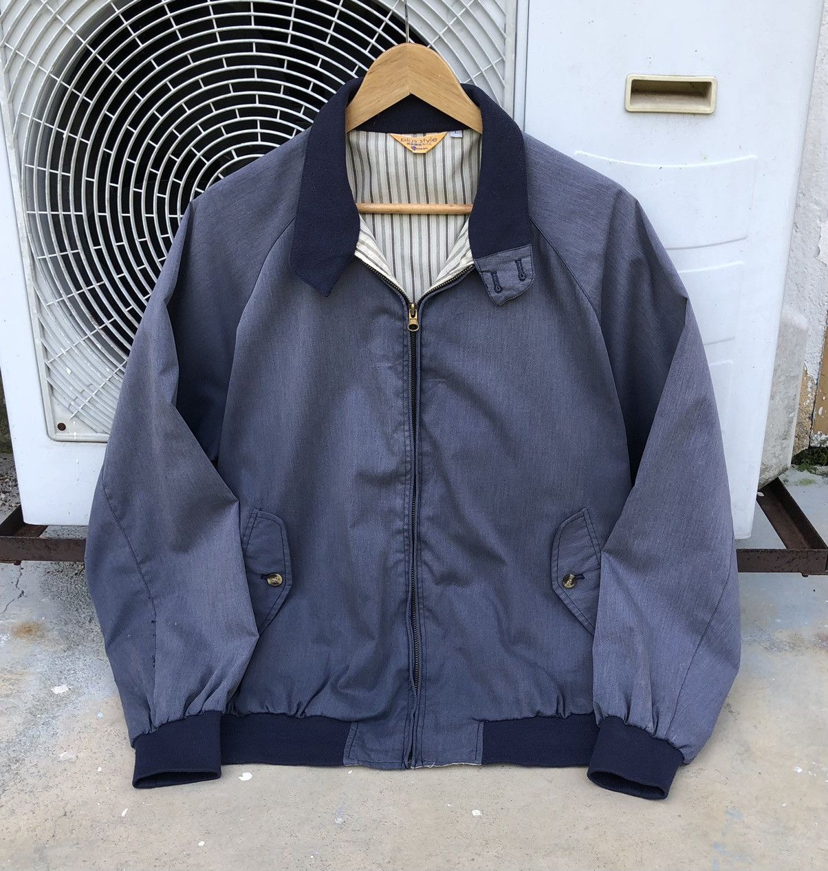 Vintage Vintage Sun Faded Plus Style Bomber Jacket Size US L / EU 52-54 / 3 - 8 Thumbnail