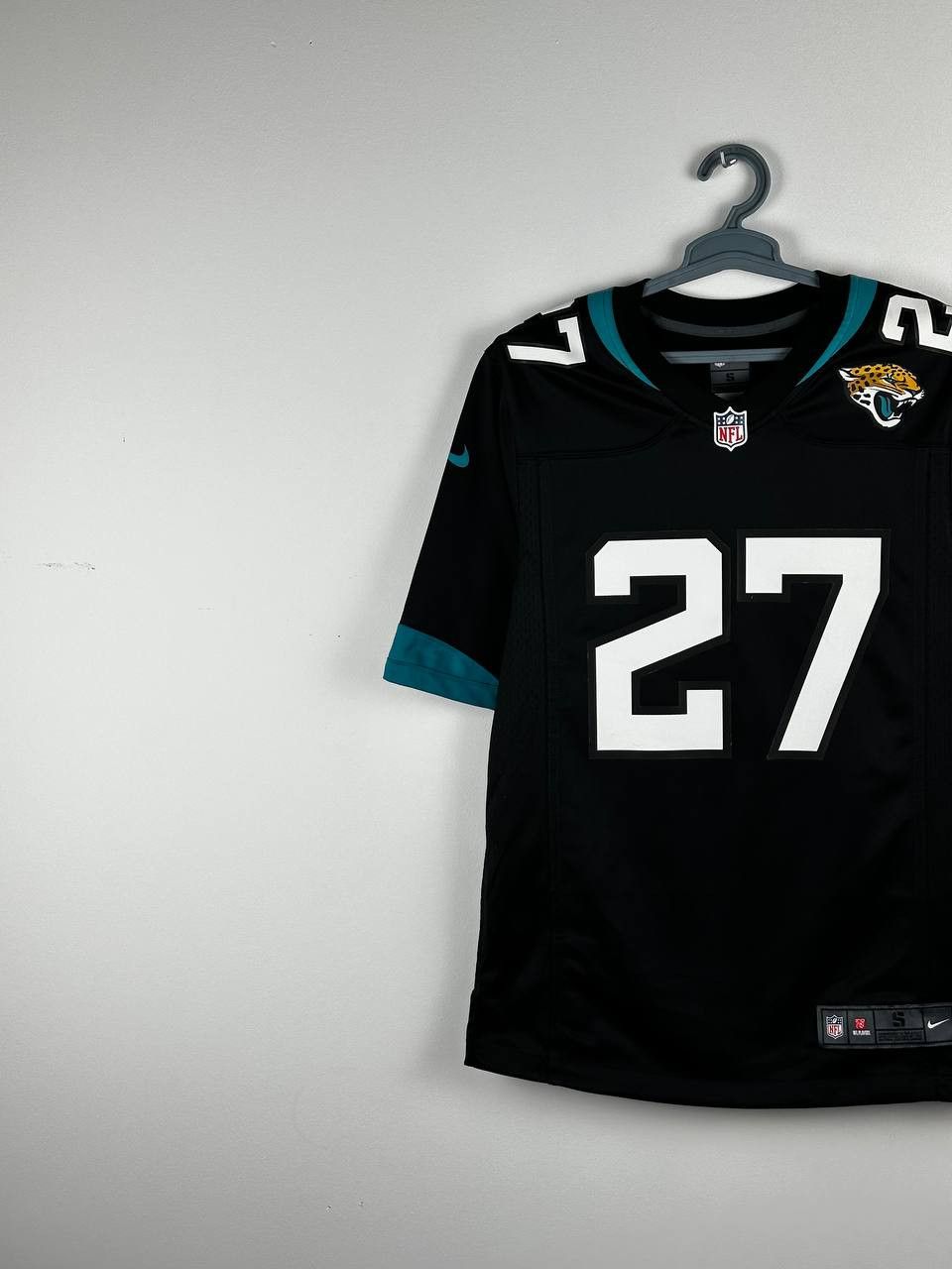 NFL × Nike Carolina Panthers NFL Jersey Nike Shirt Fournette #27 Size US S / EU 44-46 / 1 - 3 Thumbnail