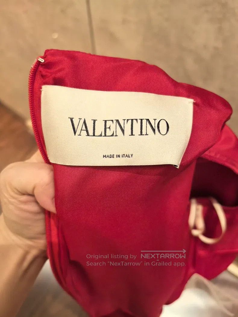 Valentino Valentino A short skirt with small flying sleeves Size S / US 4 / IT 40 - 4 Thumbnail