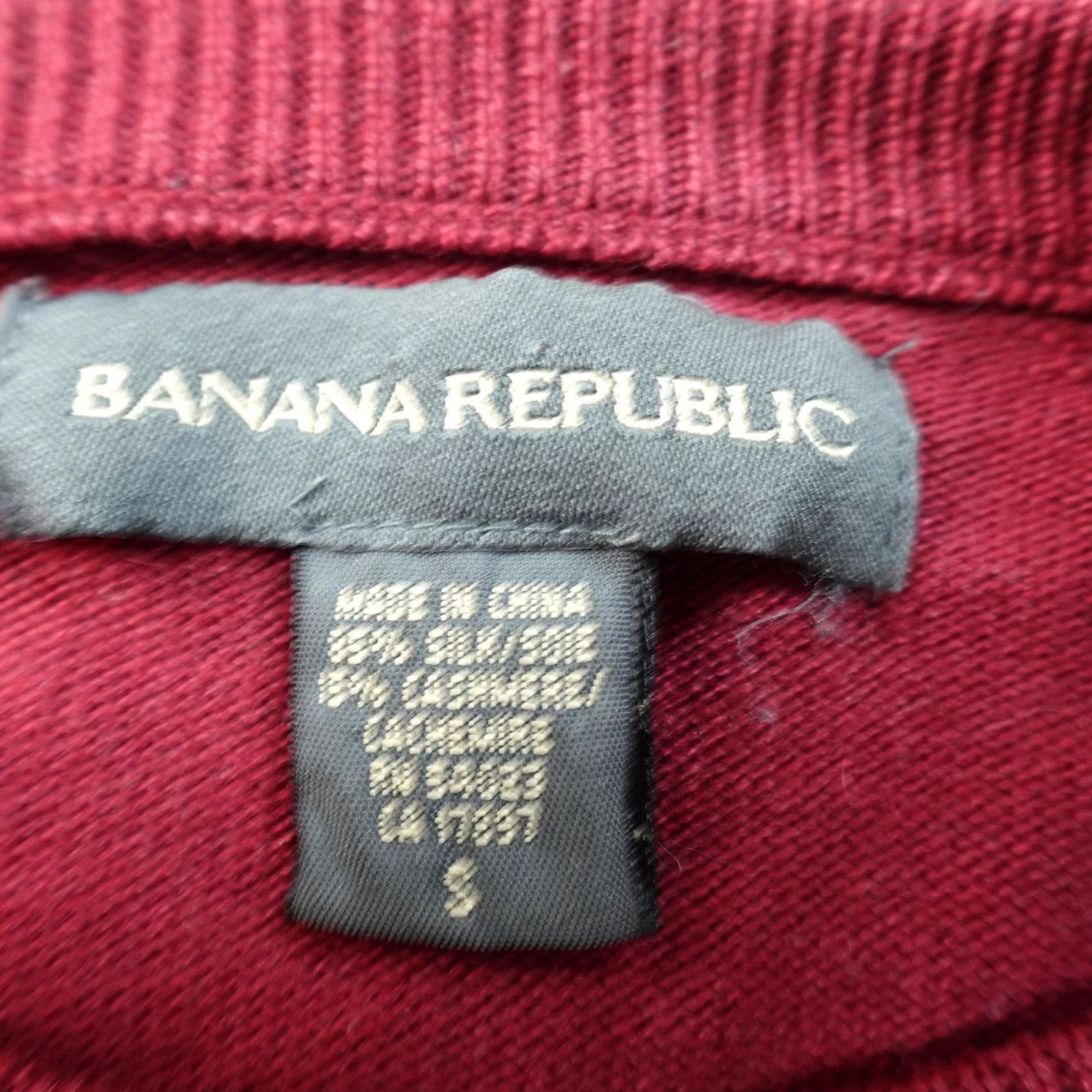 Banana Republic VTG Banana Republic Sweater Mens S Gray Red Knit Crewneck Pullover Silk Cashmere Lightweight Striped Size US S / EU 44-46 / 1 - 4 Thumbnail