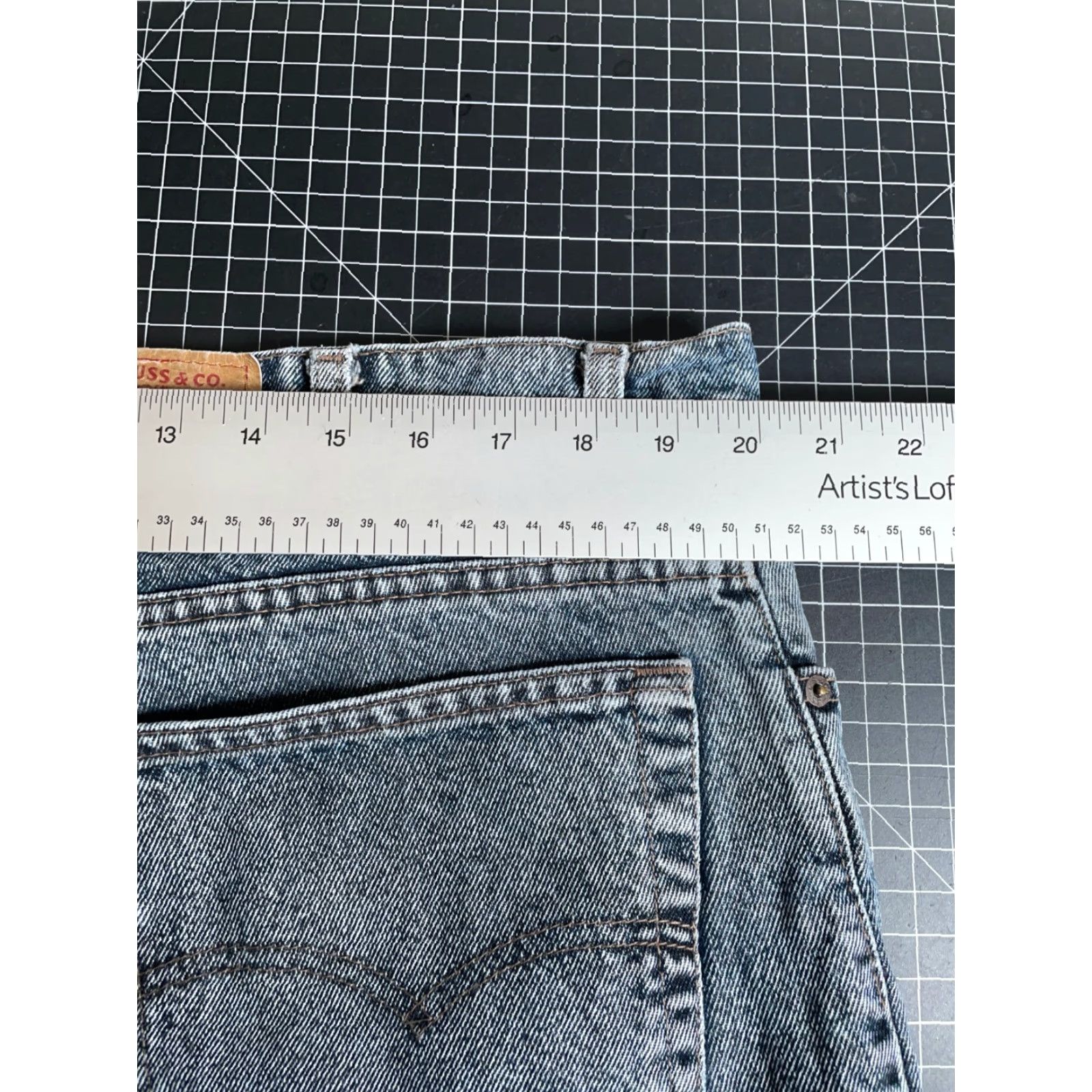 Levi's VINTAGE Levi's 550 Jeans Mens 40 x 29 Acid Wash Blue Denim USA Made Slim Tapered 80s 90s Grunge Retro Classic Mens Size US 40 / EU 56 - 5 Thumbnail