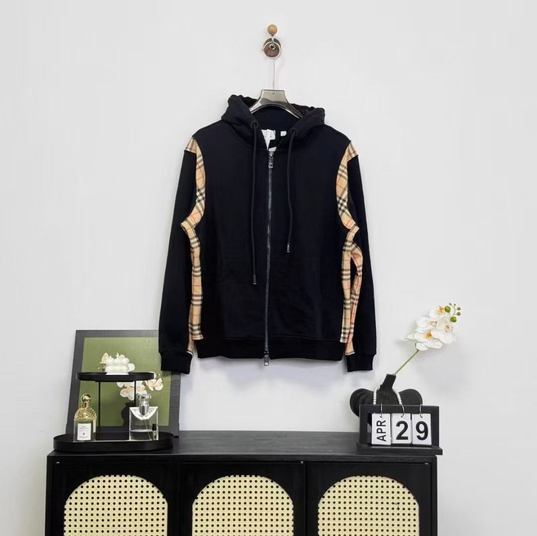 Burberry Burberry Black Zip-Up Hoodie Jacket-yw Size US S / EU 44-46 / 1 - 1 Thumbnail