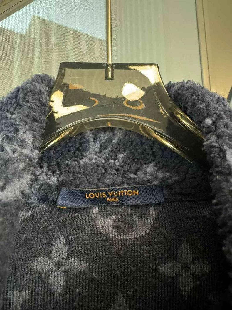 Louis Vuitton Dark blue full-print polar fleece teddy zip j